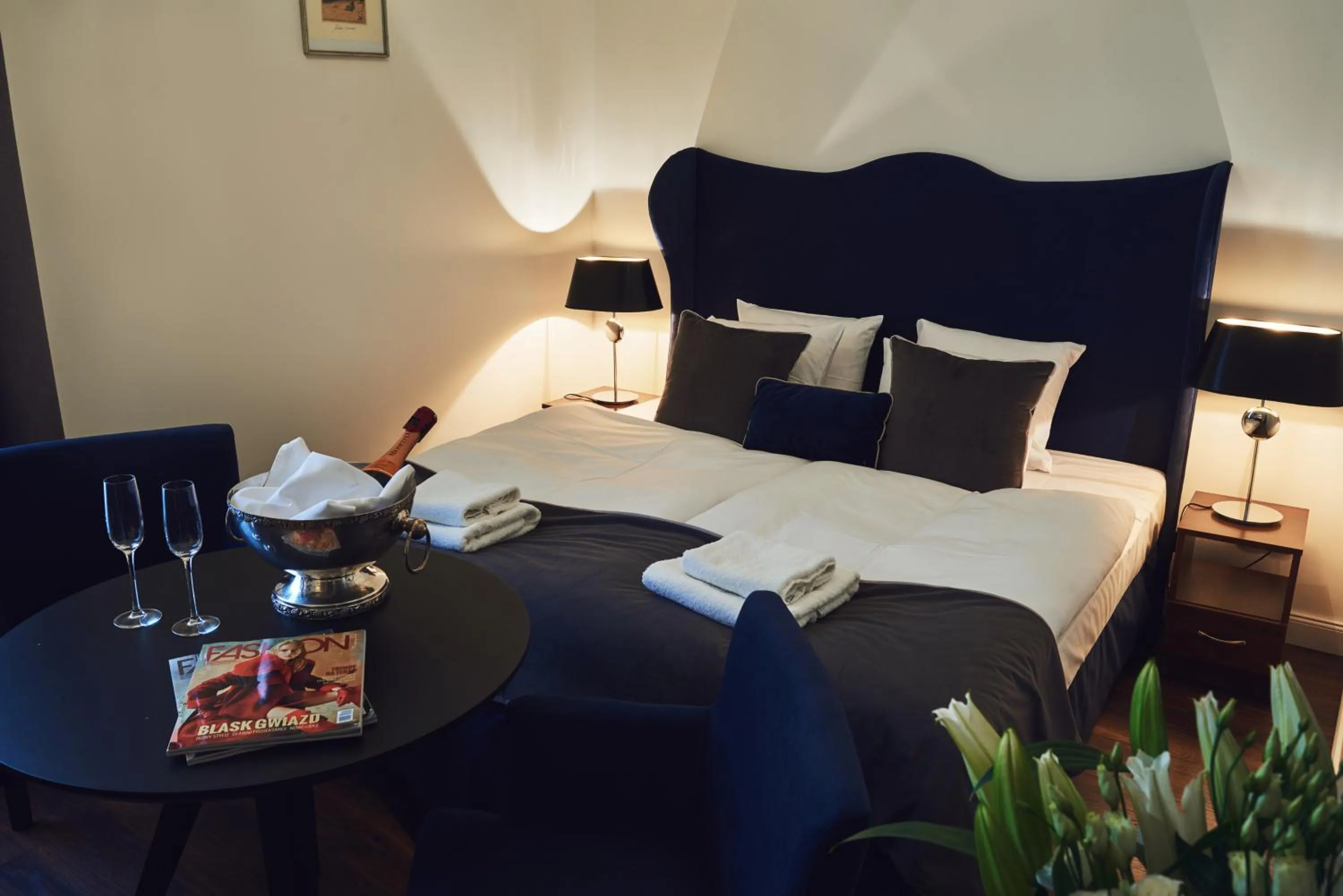 Photo of the whole room, Bed in Shalom Kazimierz