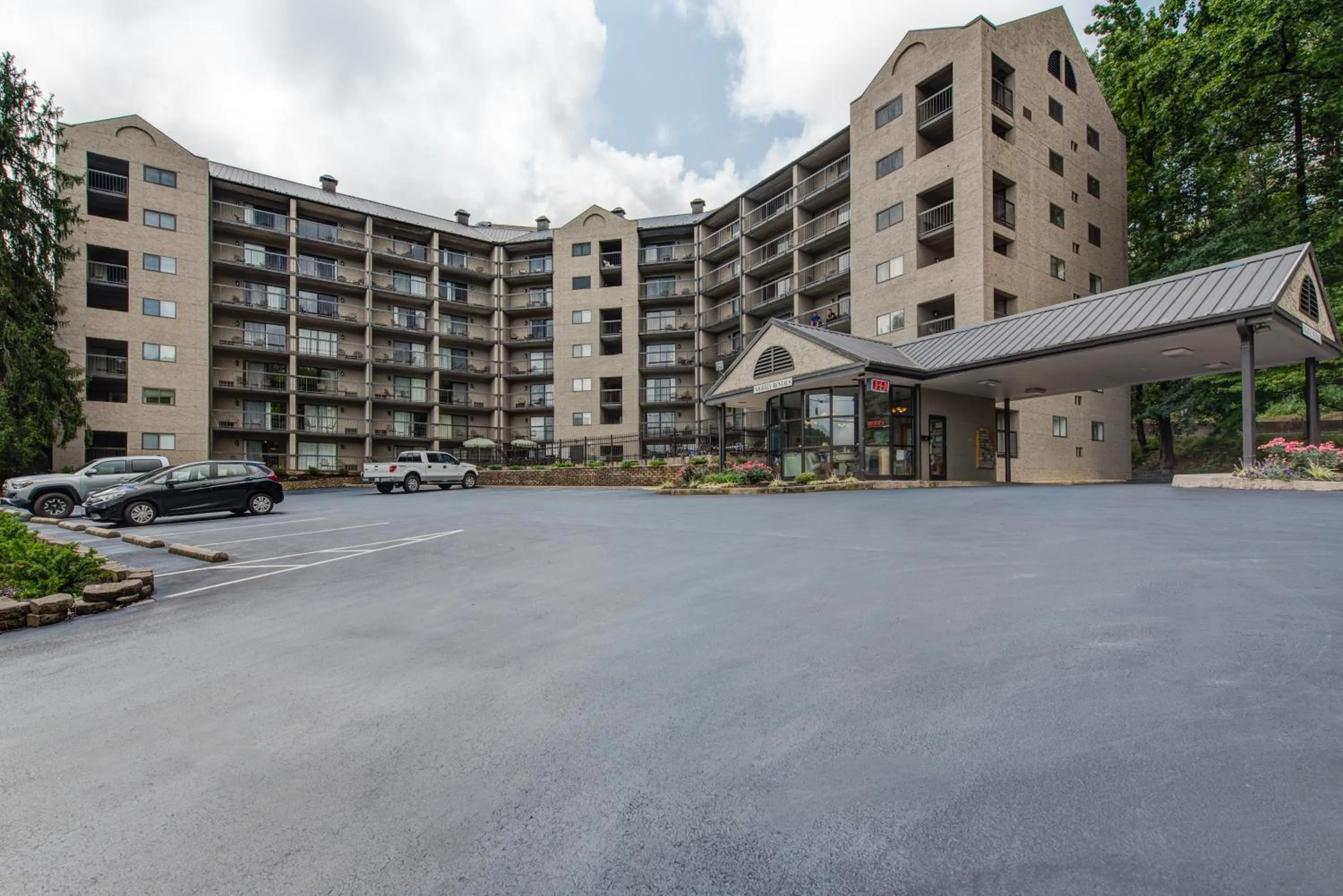 Facade/entrance in Olde Gatlinburg Rentals