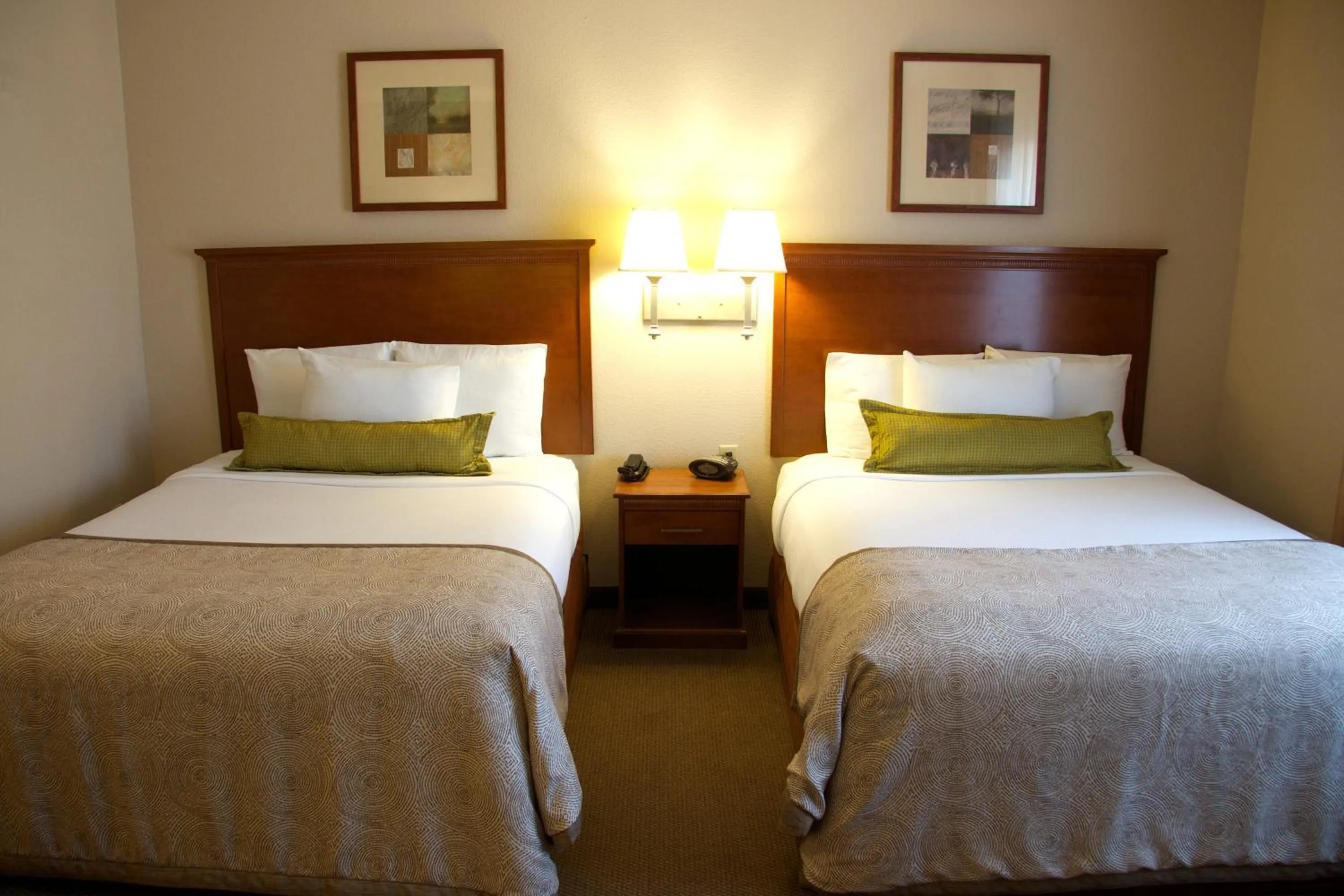 Photo of the whole room, Bed in Candlewood Suites Champaign-Urbana University Area by IHG