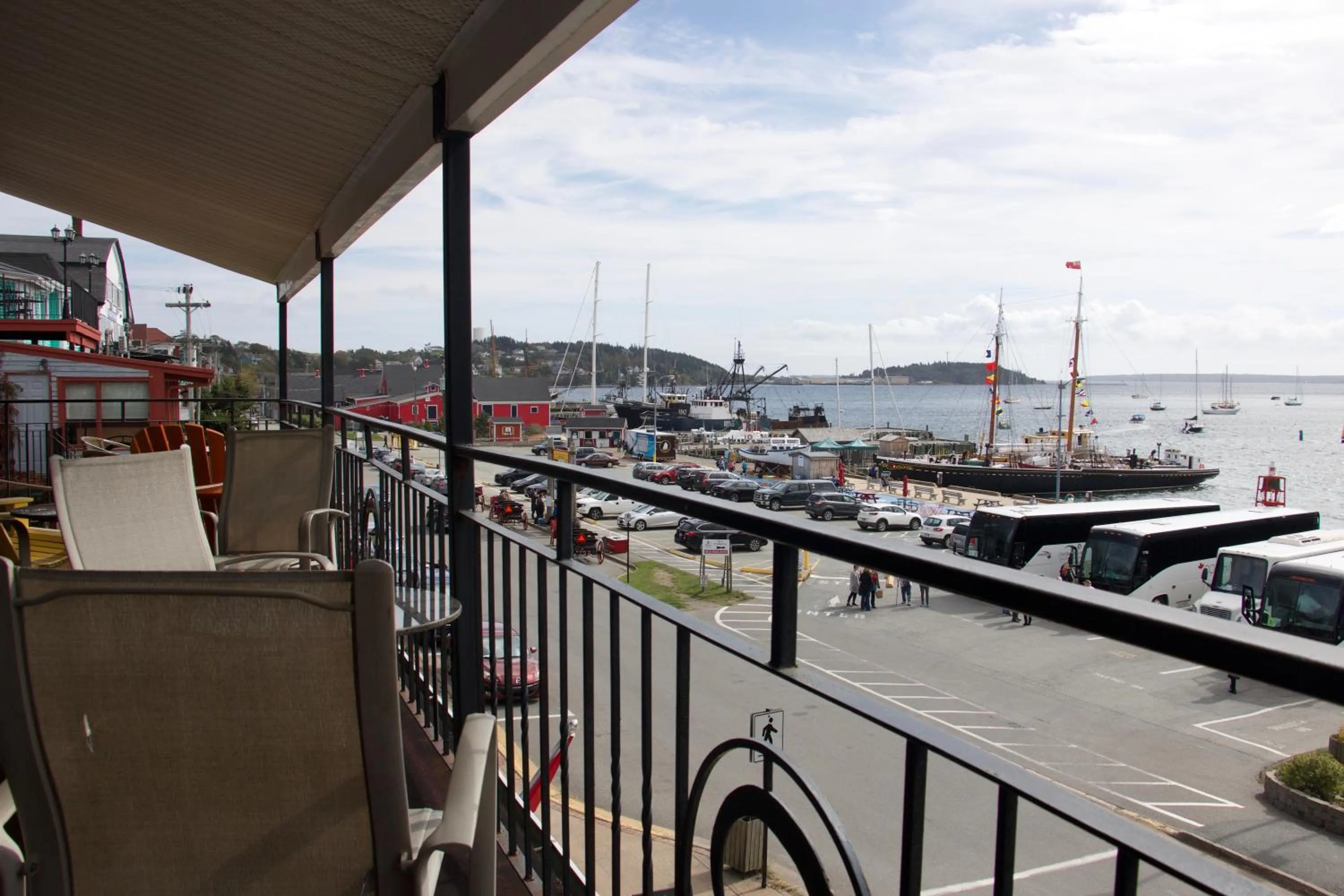 Balcony/Terrace in Rum Runner Inn