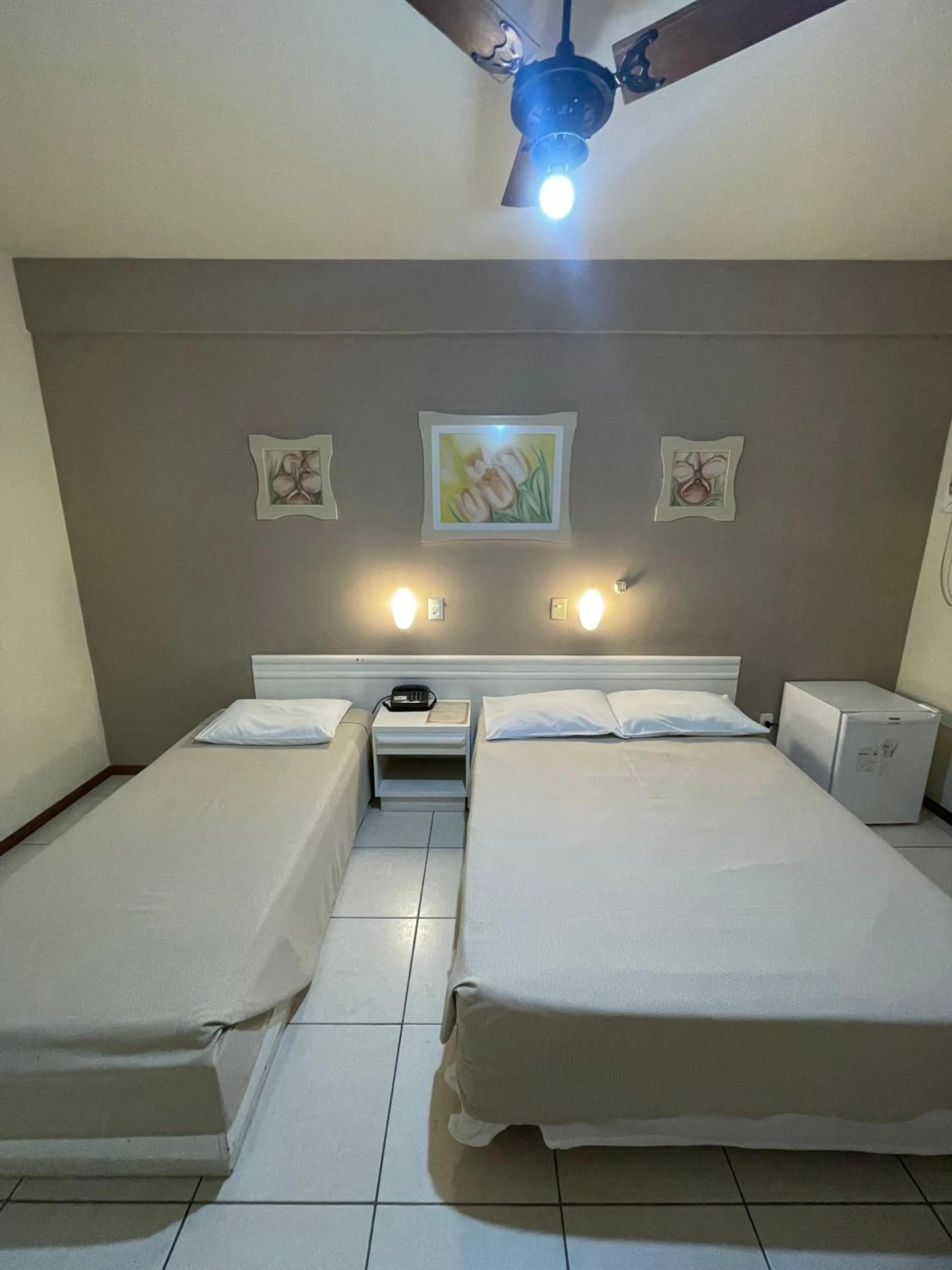 Bed in Hotel Cambirela