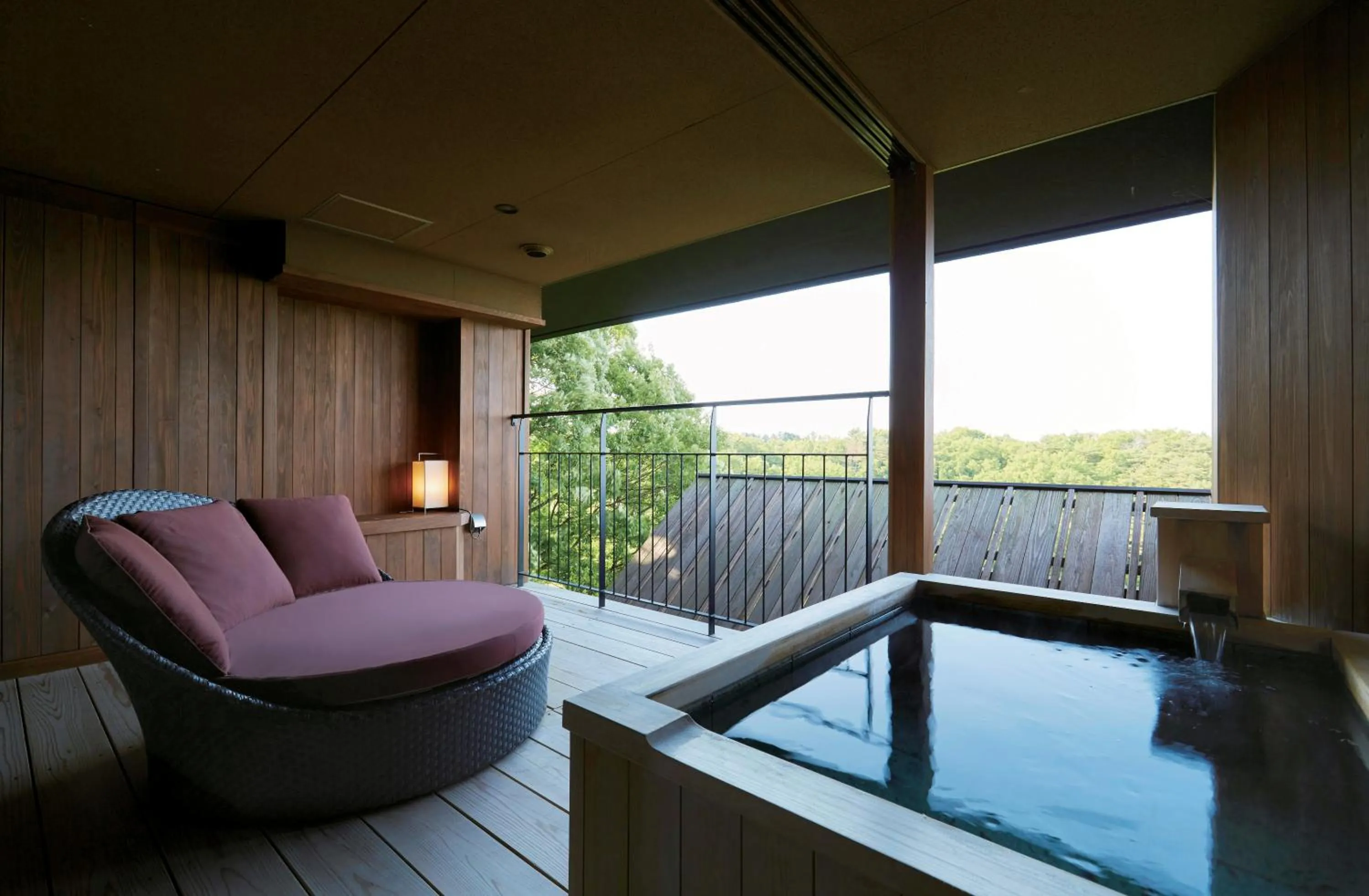 Hot Spring Bath in Laforet Shuzenji Sanshisuimei