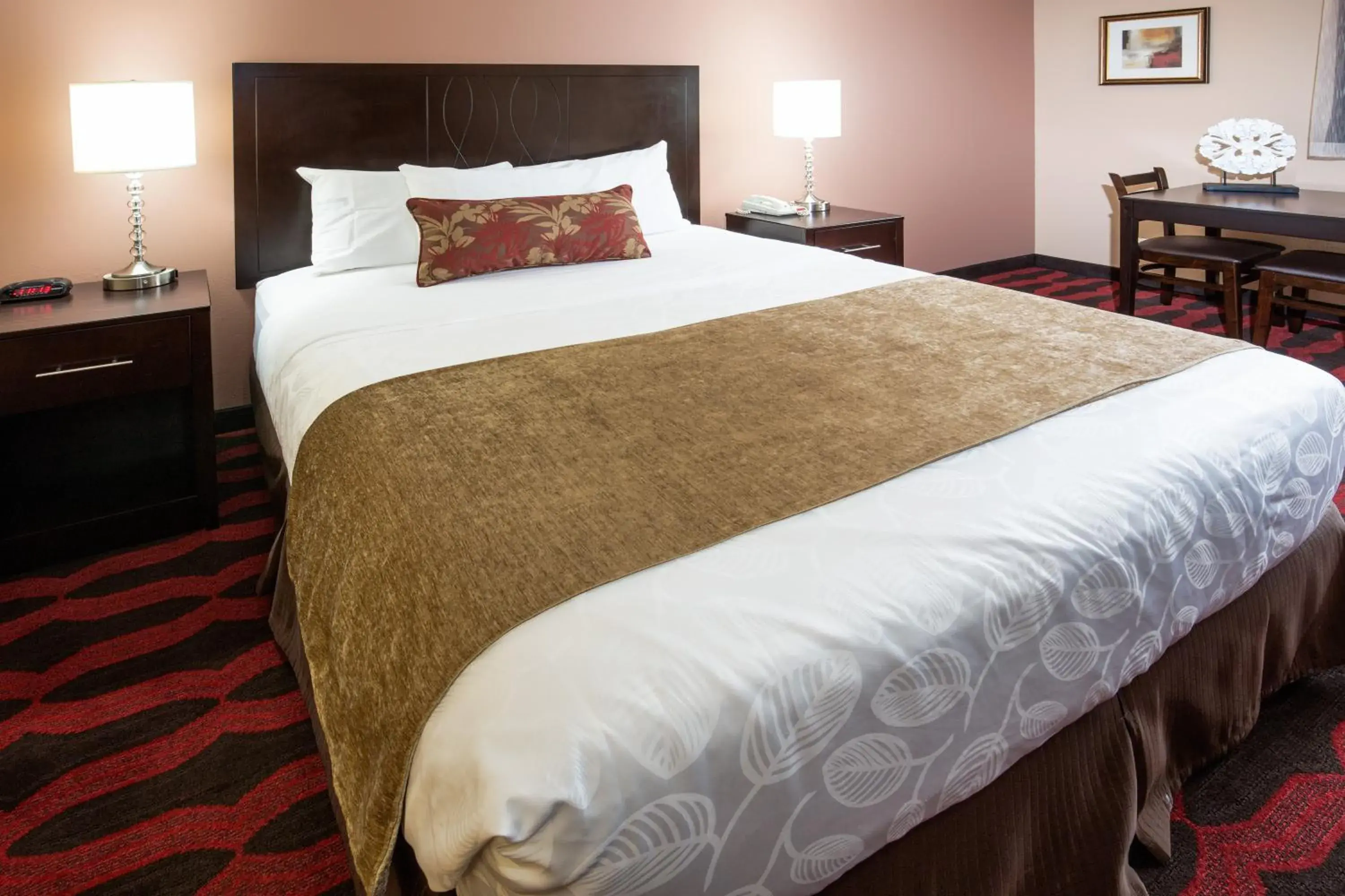 One Queen Bed Non-Smoking in Americas Best Value Inn & Suites-Forest Grove/Hillsboro One Queen Bed Non-Smoking in Americas Best Value Inn & Suites-Forest Grove/Hillsboro