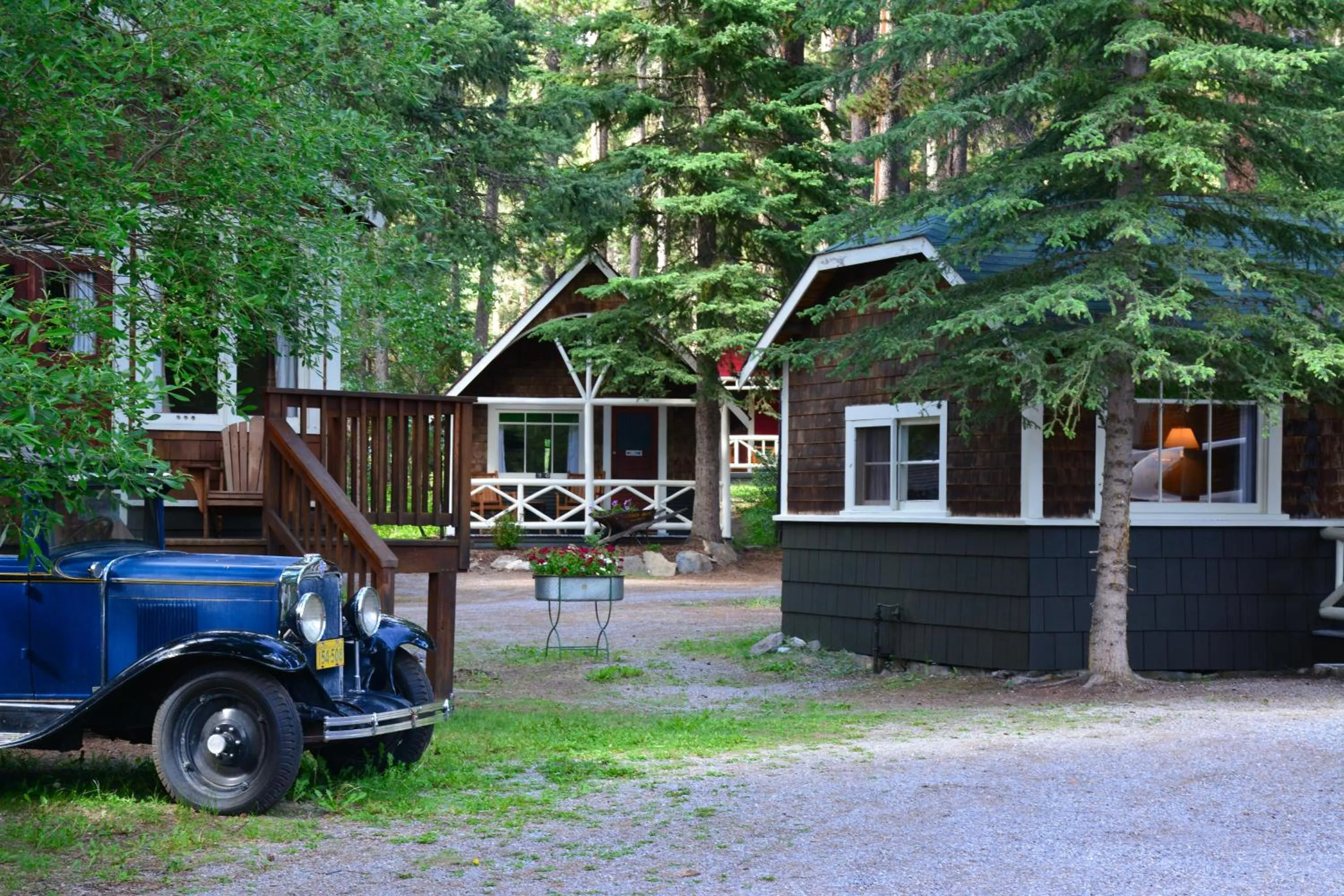 Decorative detail in Johnston Canyon Lodge & Bungalows
