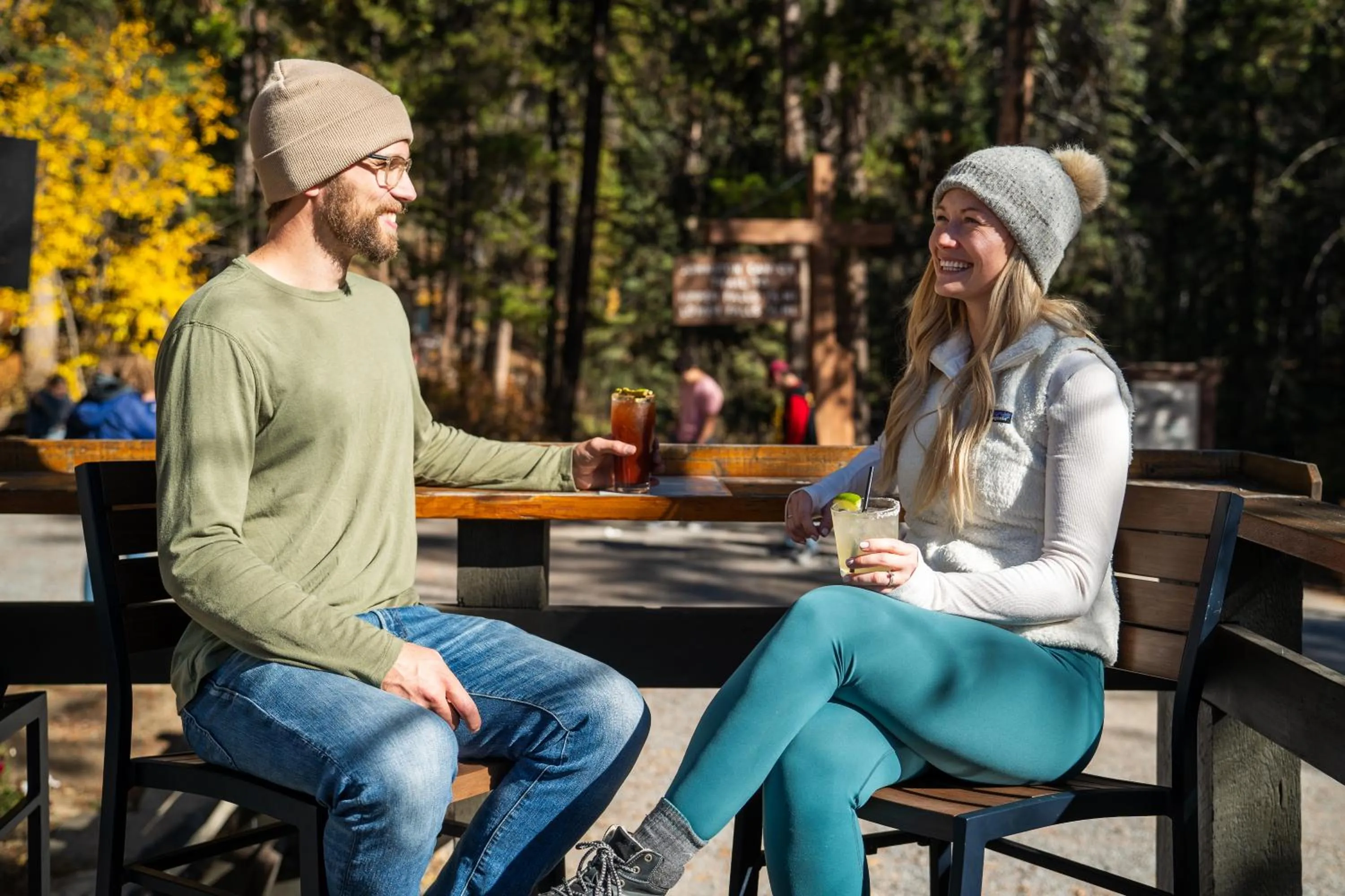 Restaurant/places to eat in Johnston Canyon Lodge & Bungalows