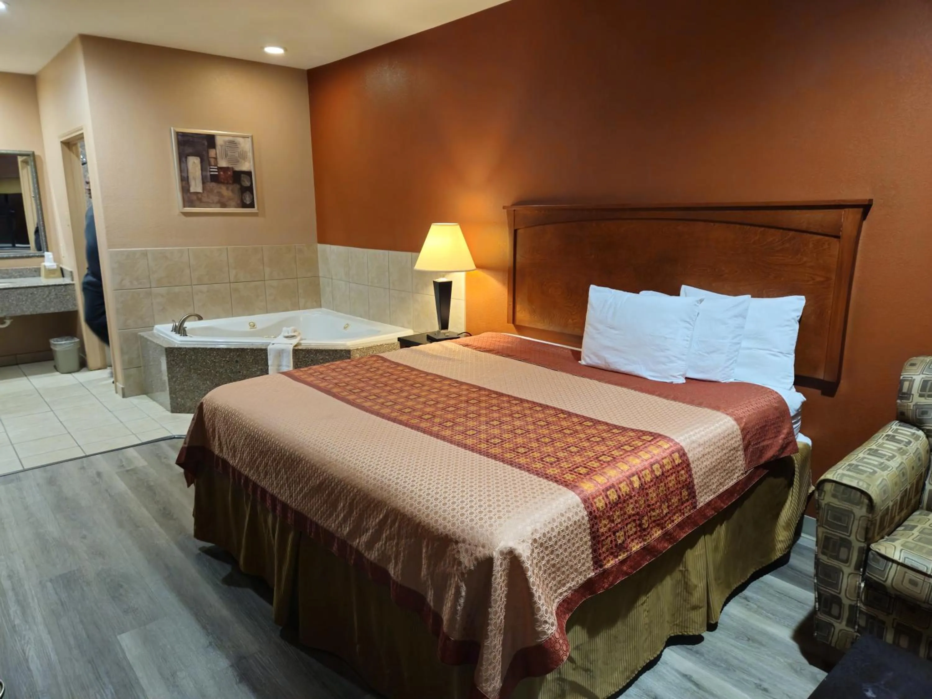 Bedroom, Bed in Budgetel Inn and Suites