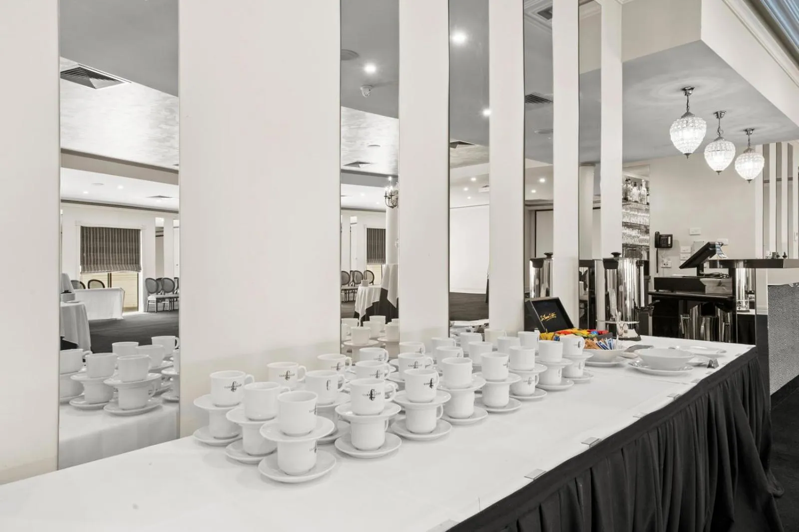 Coffee/tea facilities in The Carrington Hotel