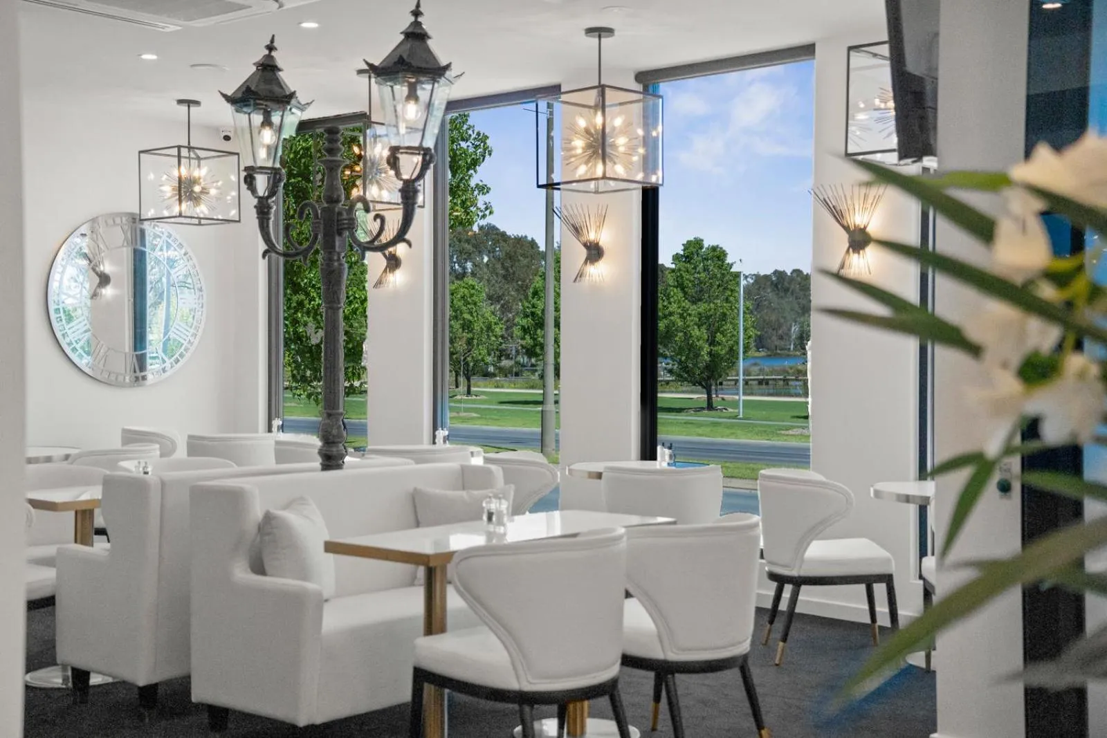 Restaurant/places to eat in The Carrington Hotel