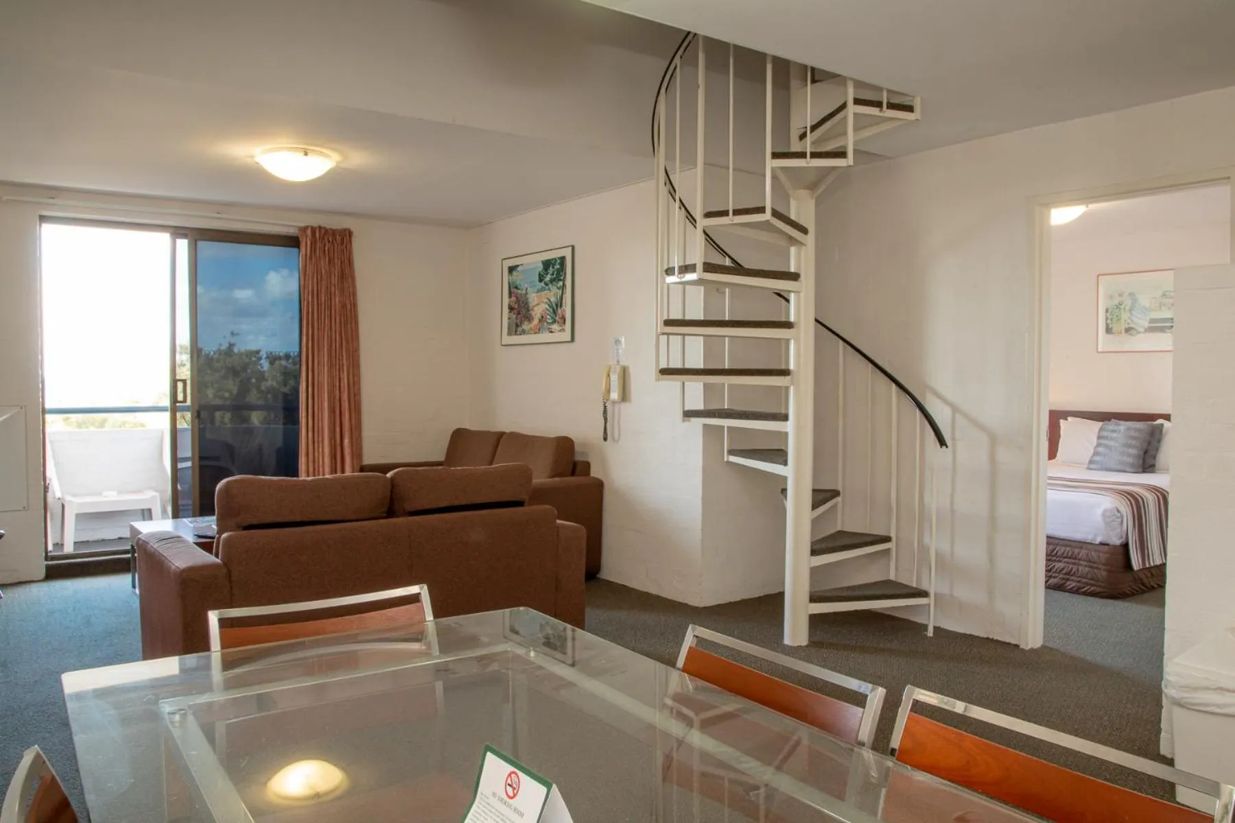 Living room in Atrium Hotel Mandurah