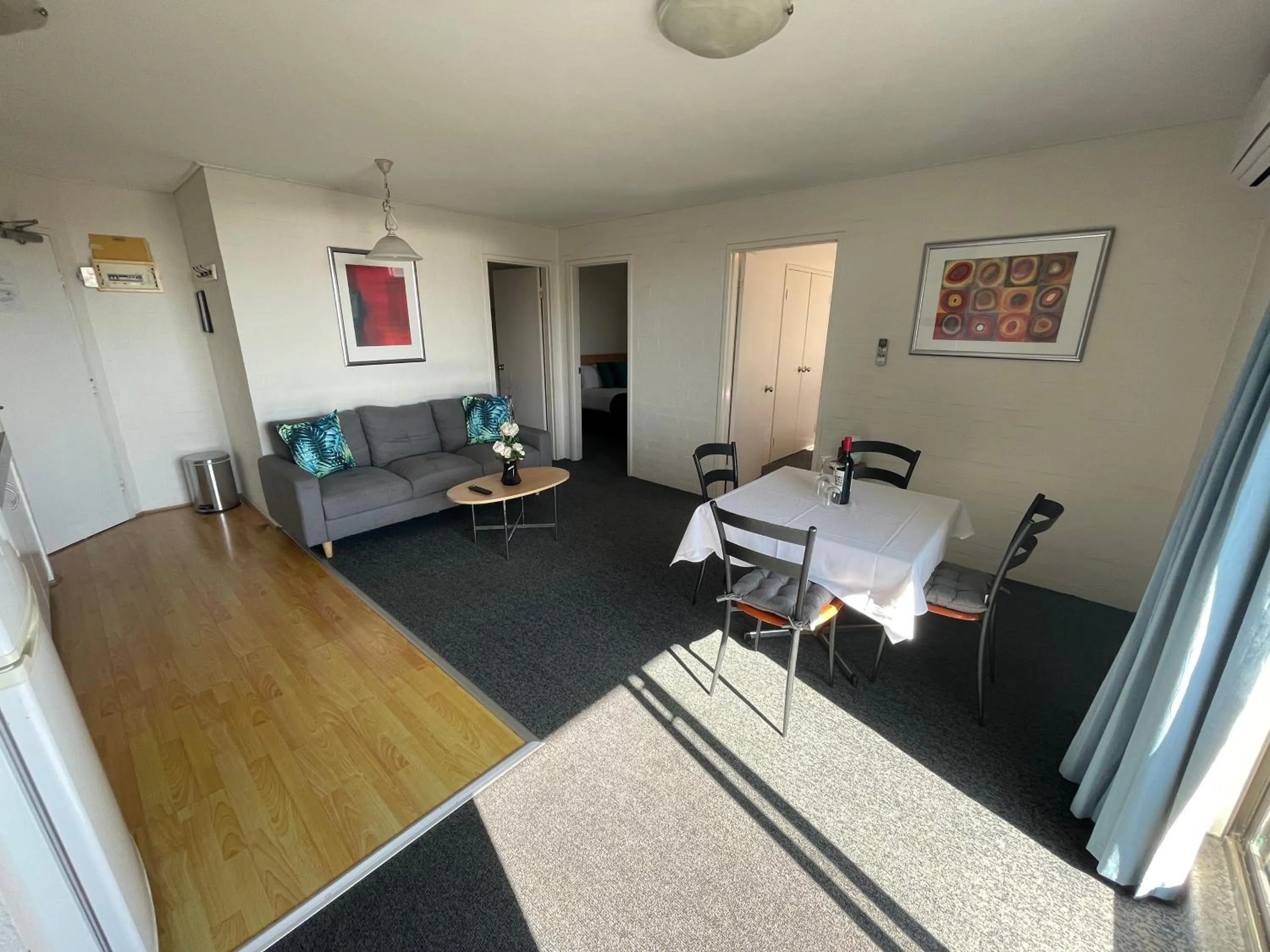 Living room in Atrium Hotel Mandurah