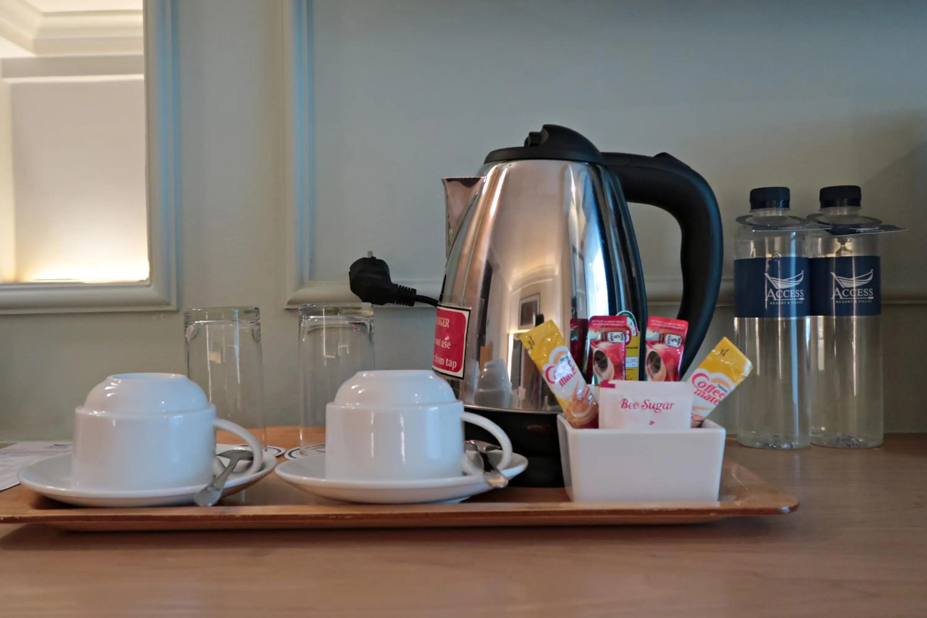 Coffee/tea facilities in Adema Boutique Karon