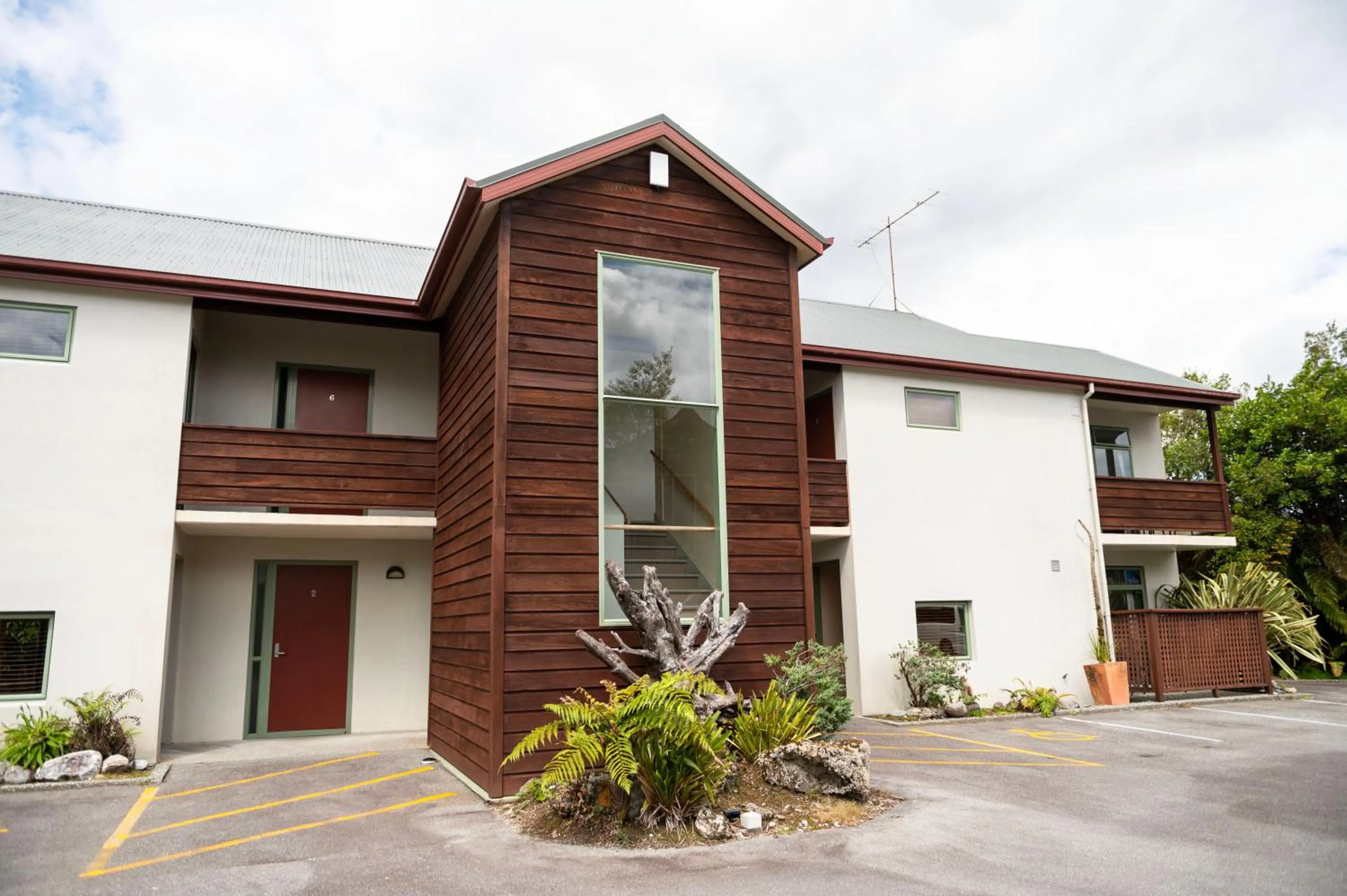 Property building in Punga Grove