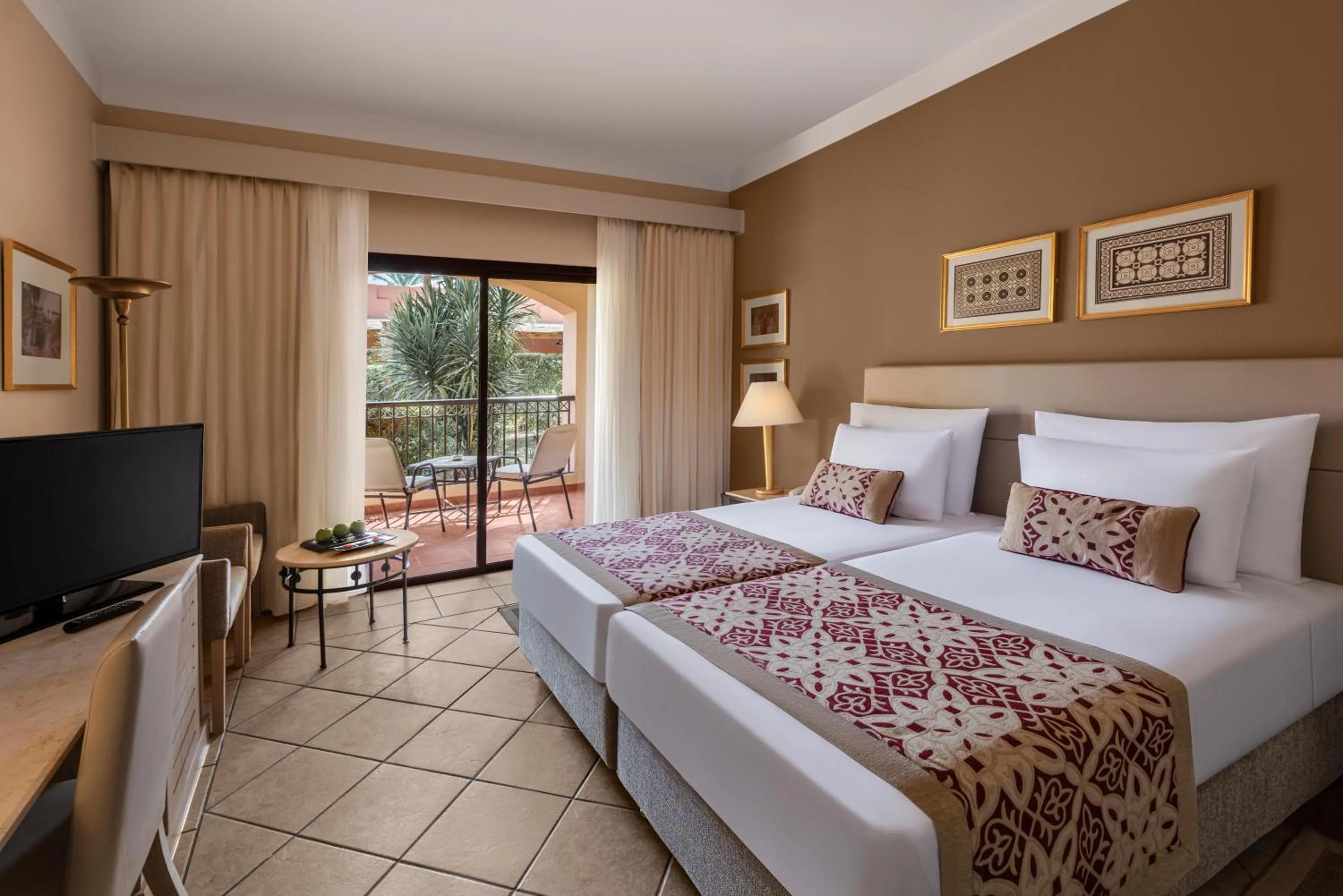 Photo of the whole room, Bed in JAZ Makadi Saraya Resort