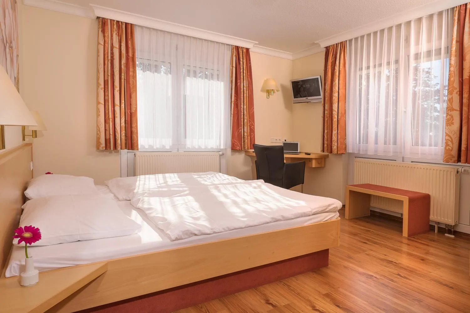 Bed in Hotel Heuboden