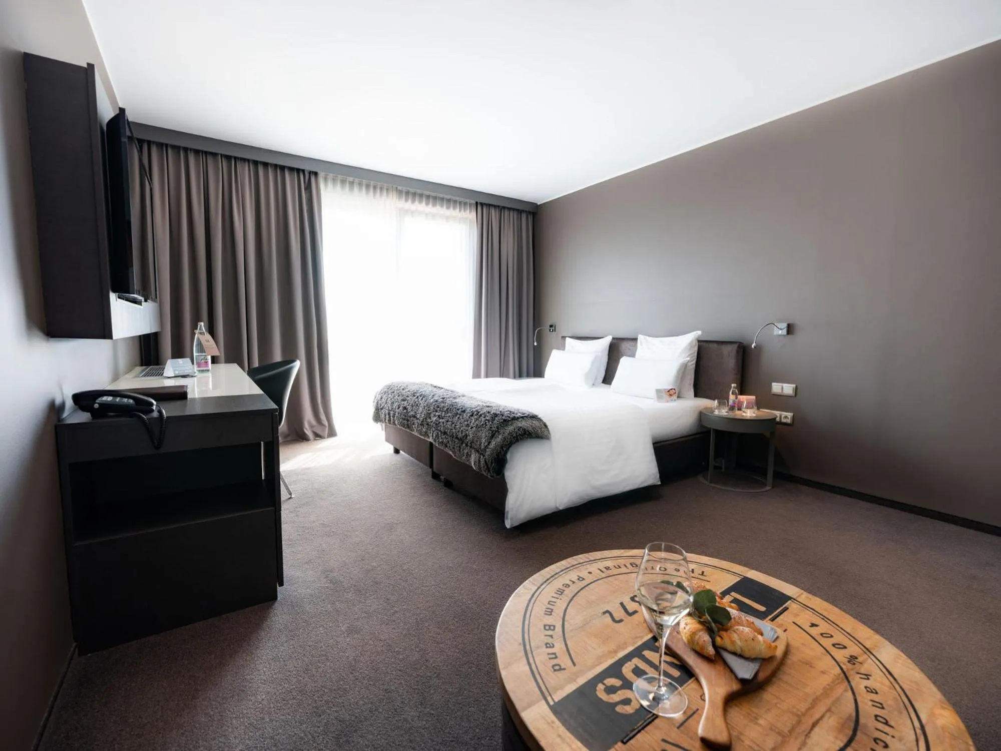 Bedroom, Bed in Hotel City Maribor