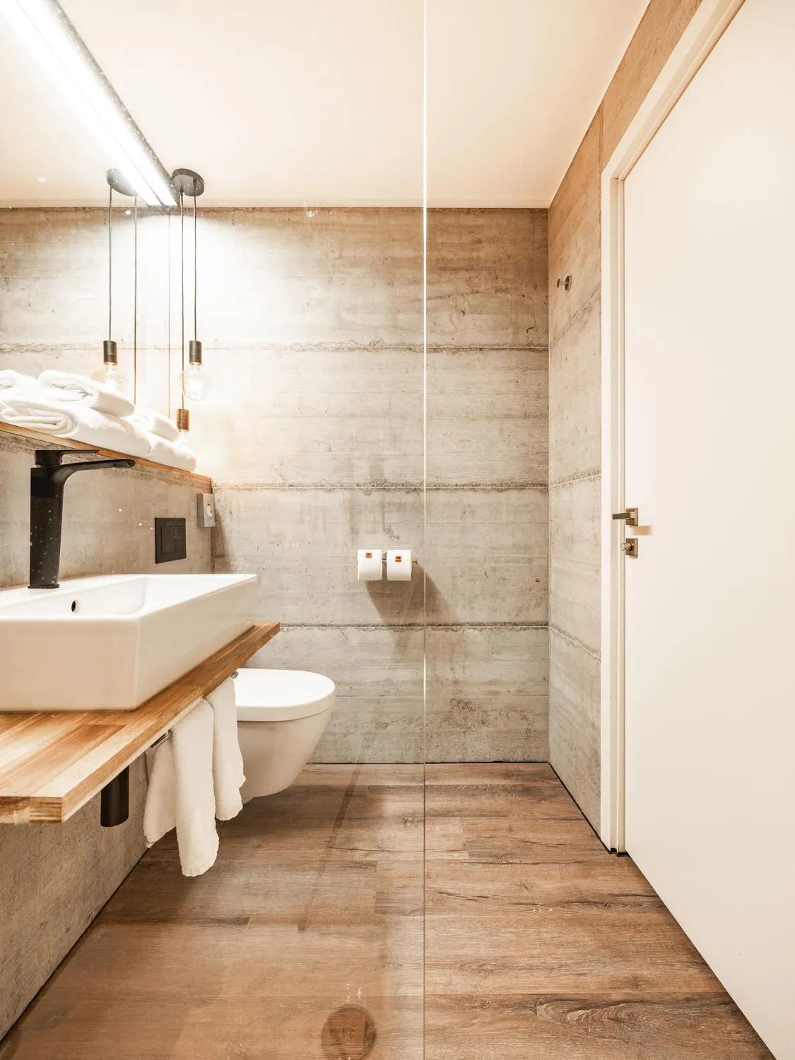 Shower in Hotel City Maribor