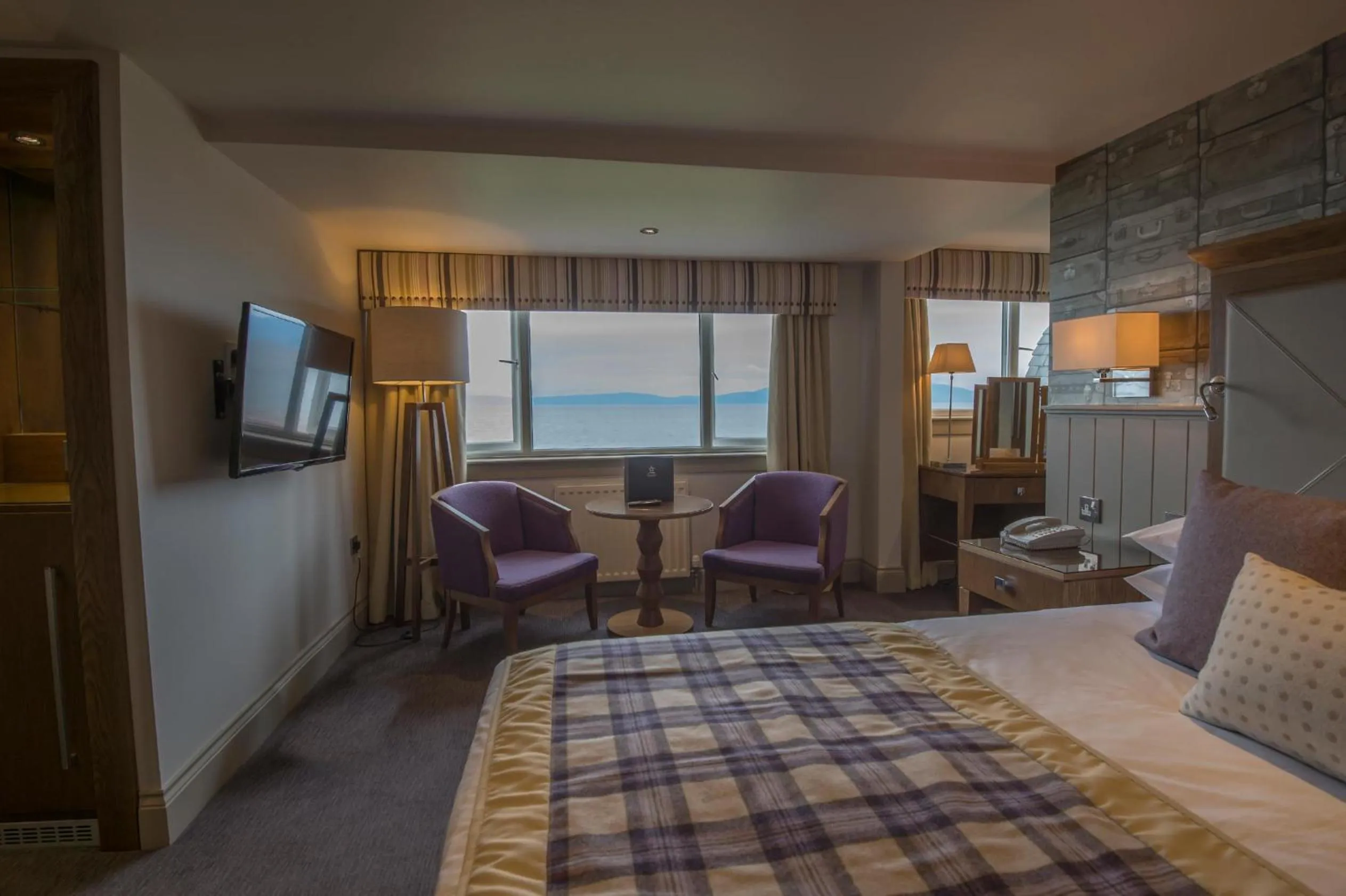 Photo of the whole room, Bed in Seamill Hydro Hotel