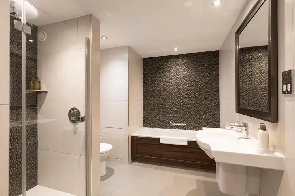 Deluxe Twin Room with Sea View in Seamill Hydro Hotel Deluxe Twin Room with Sea View in Seamill Hydro Hotel