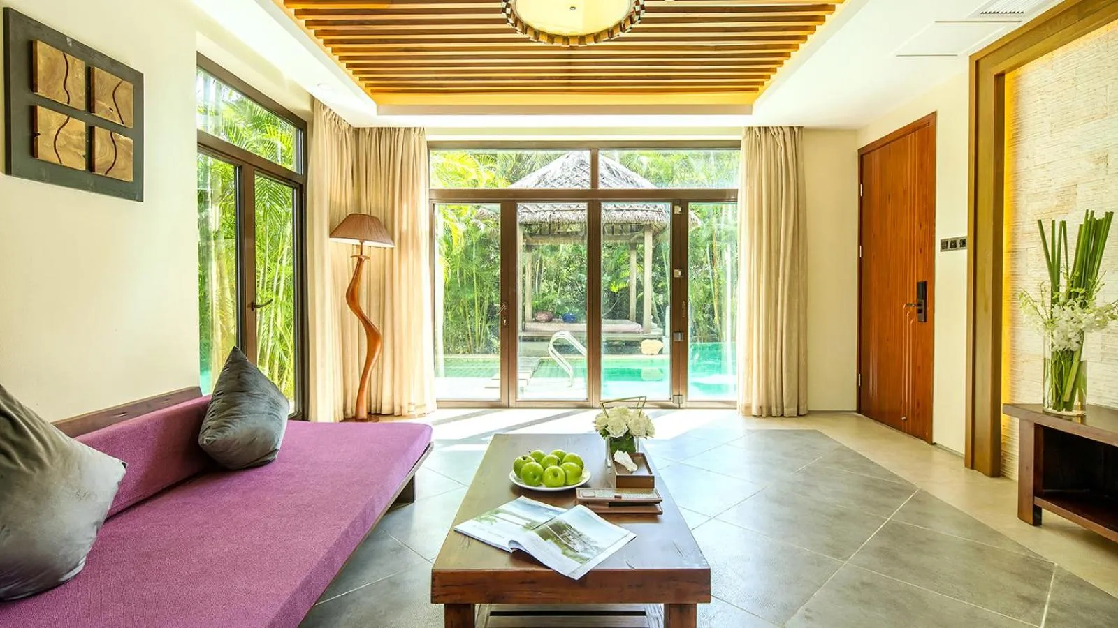 Seating area in Sanya Yalong Bay Villas & Spa