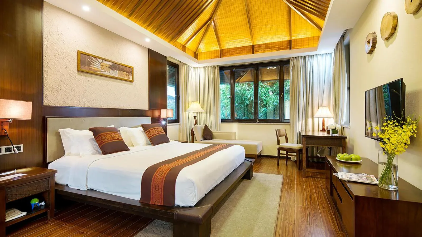 Bedroom, Bed in Sanya Yalong Bay Villas & Spa