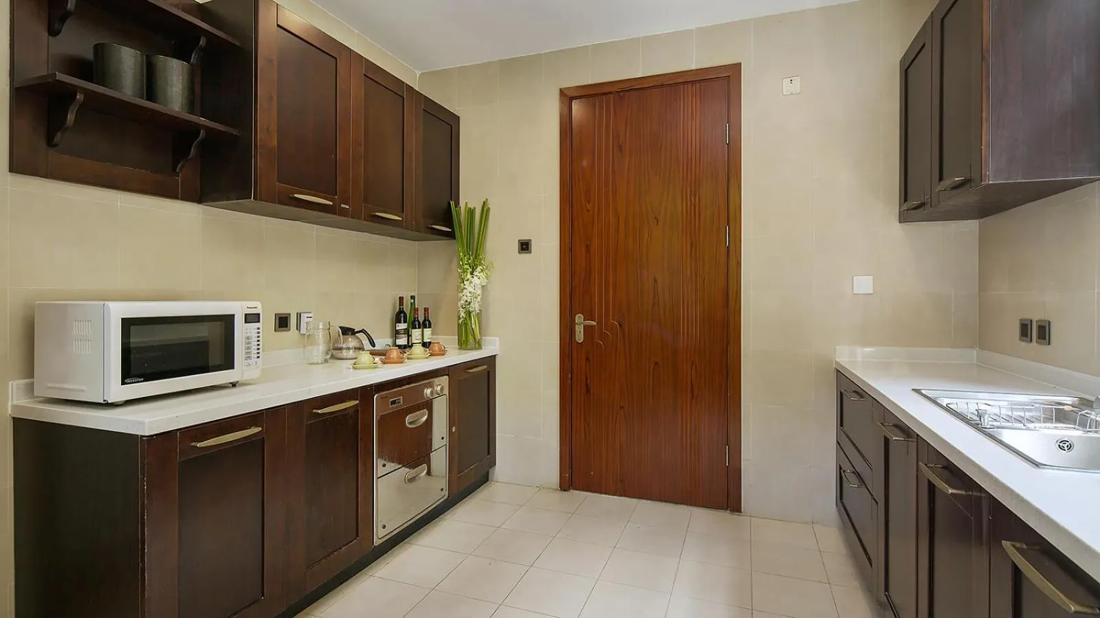 Kitchen or kitchenette in Sanya Yalong Bay Villas & Spa