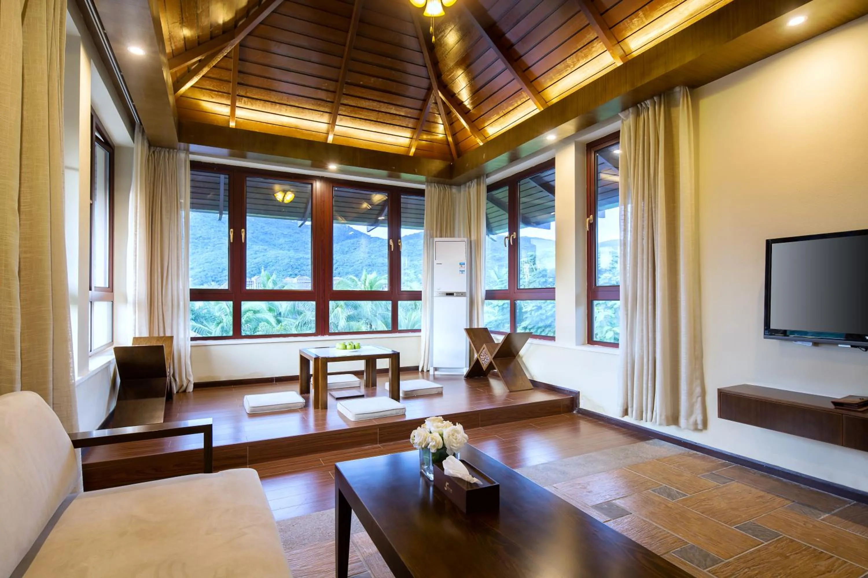 Seating area in Sanya Yalong Bay Villas & Spa