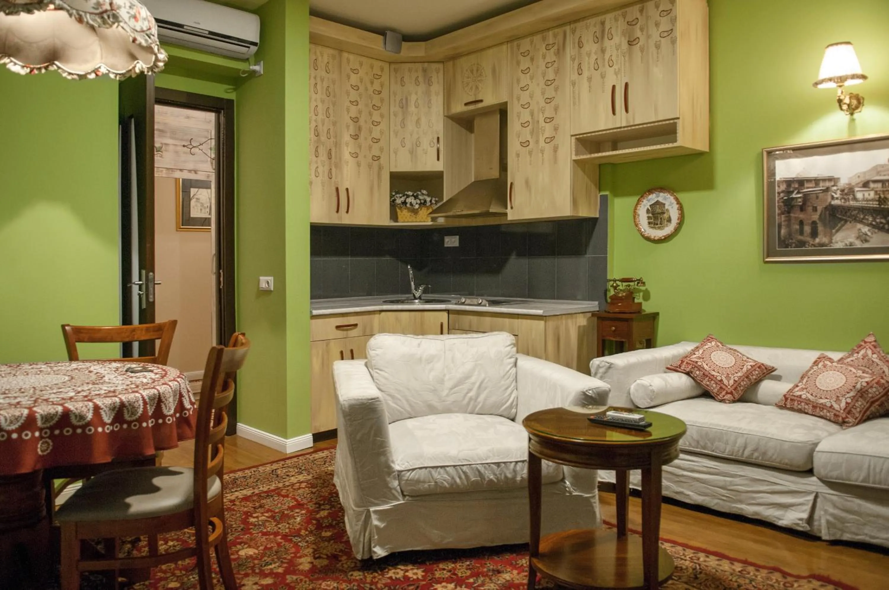 Seating area in Prestige Palace - Esquisse Hotel