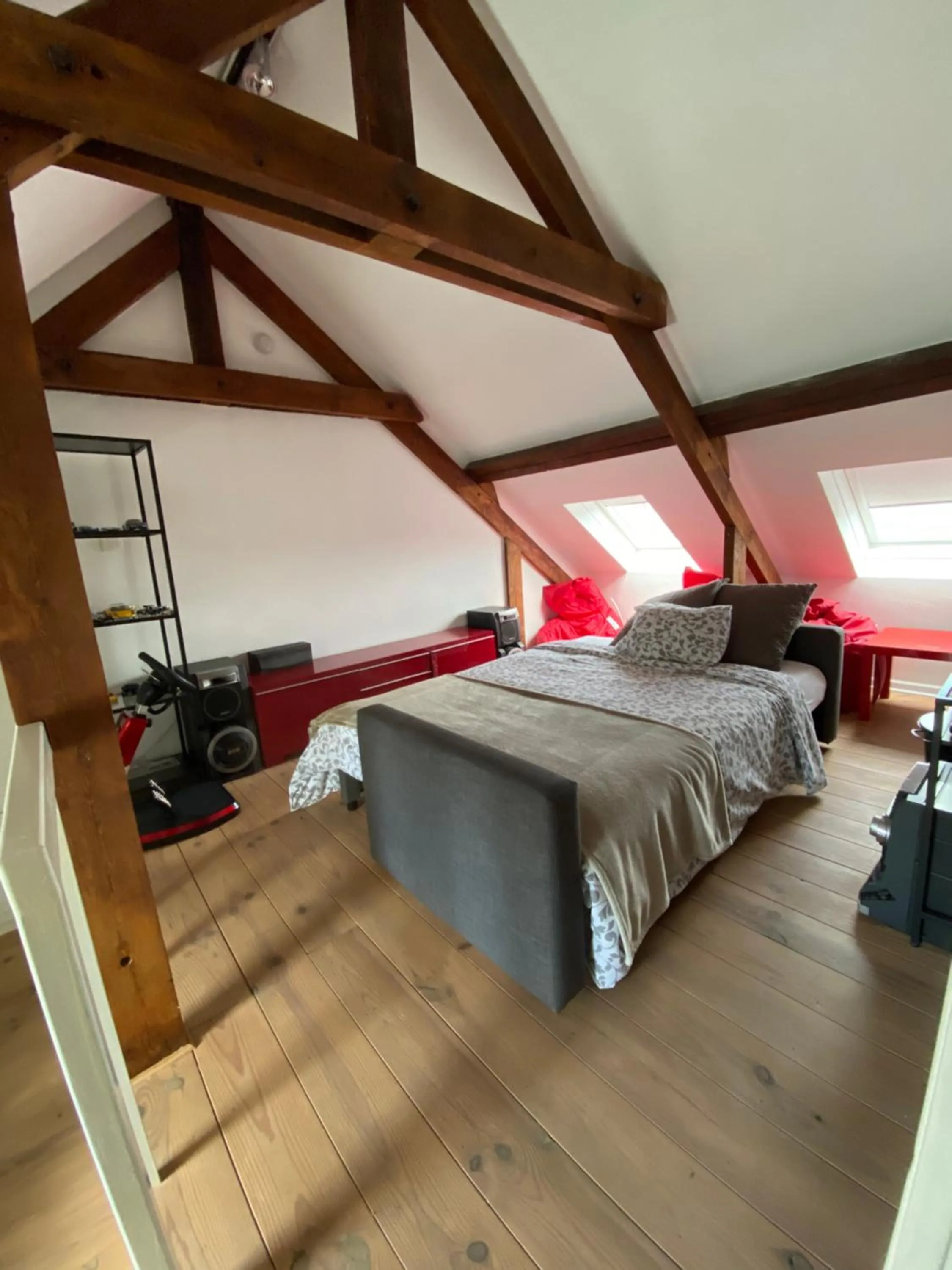 Bed in Hasselt City Garden Duplex