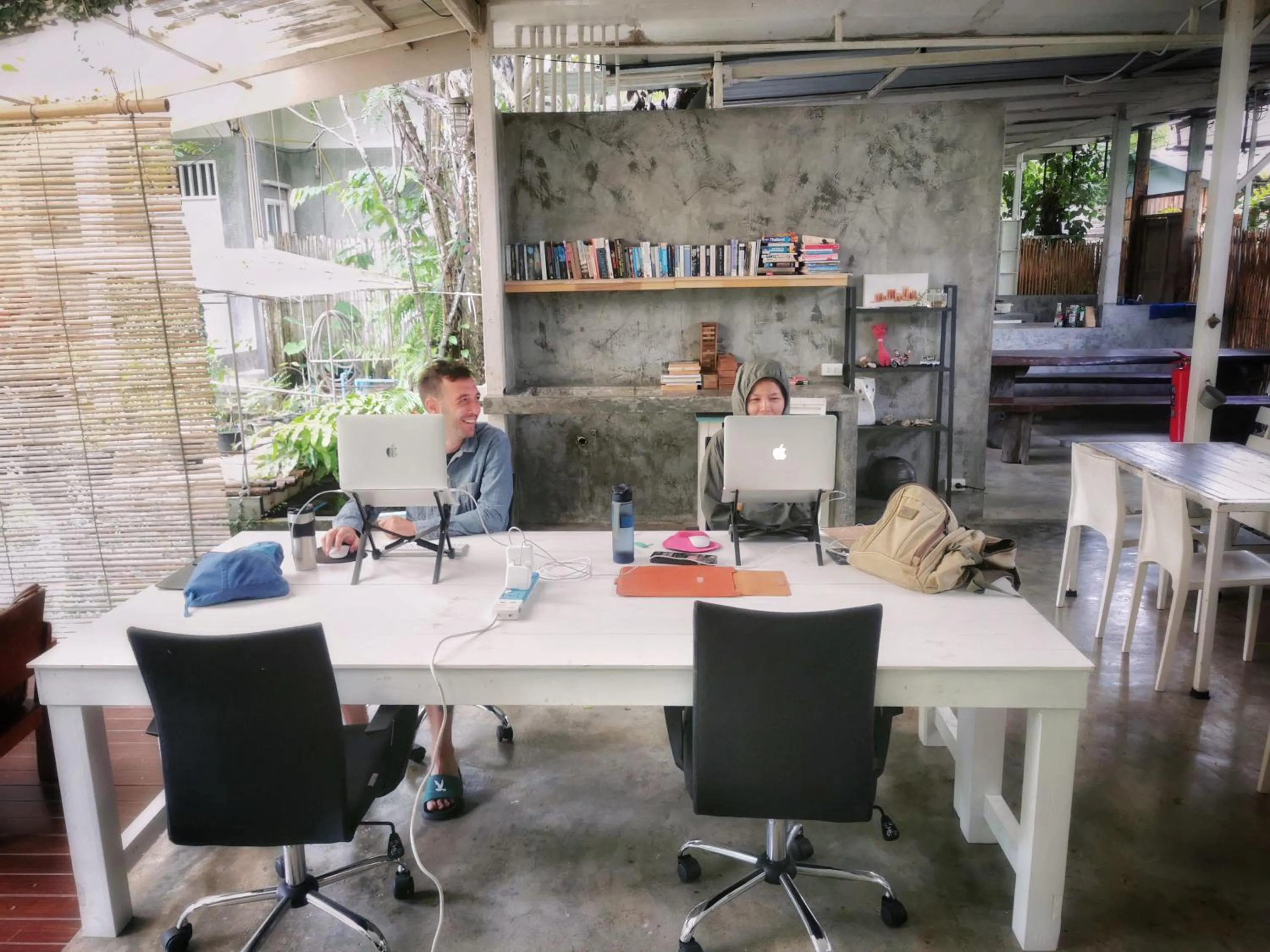Living room in Glur Hostel