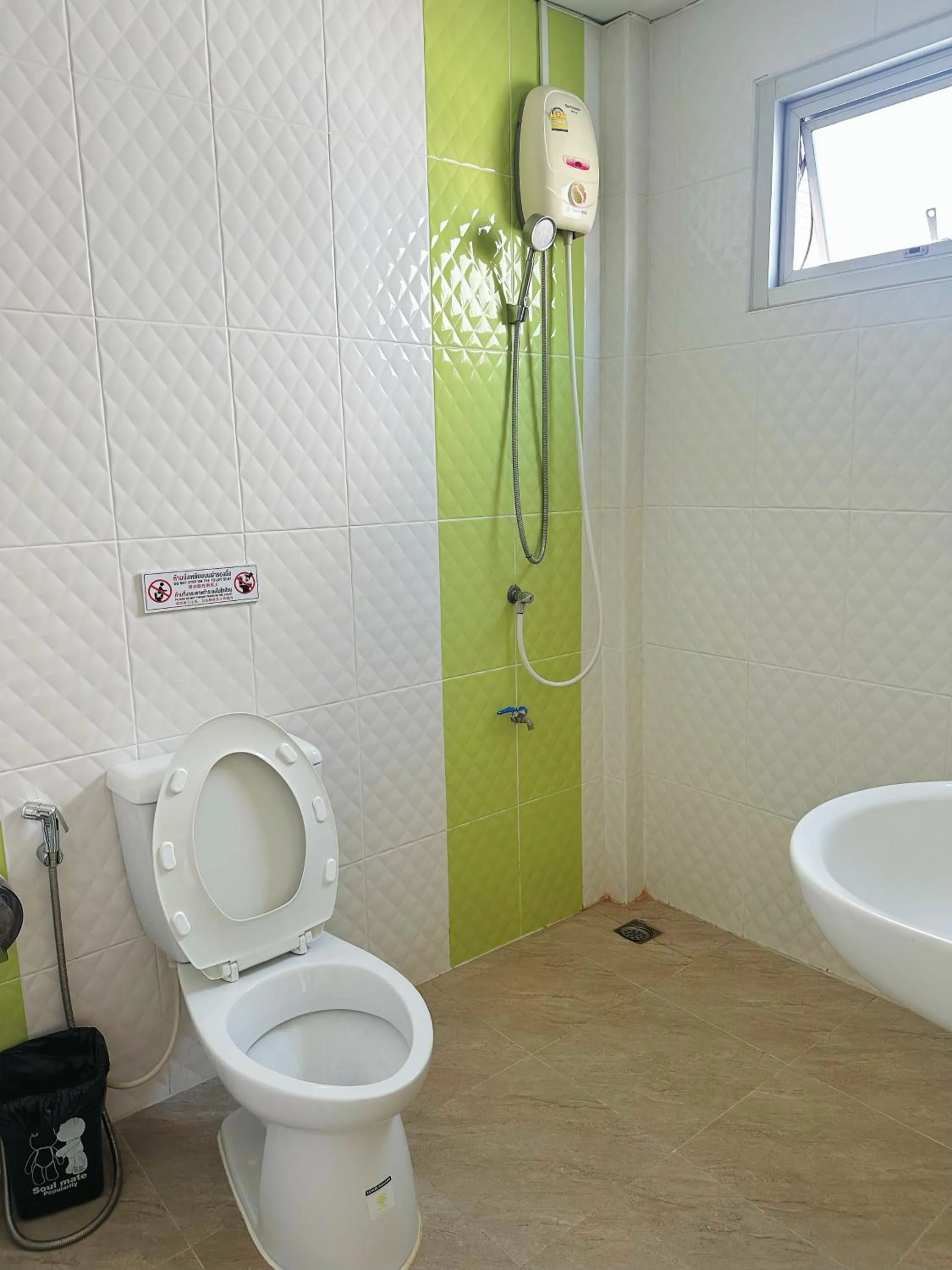 Shower in TD Bangkok