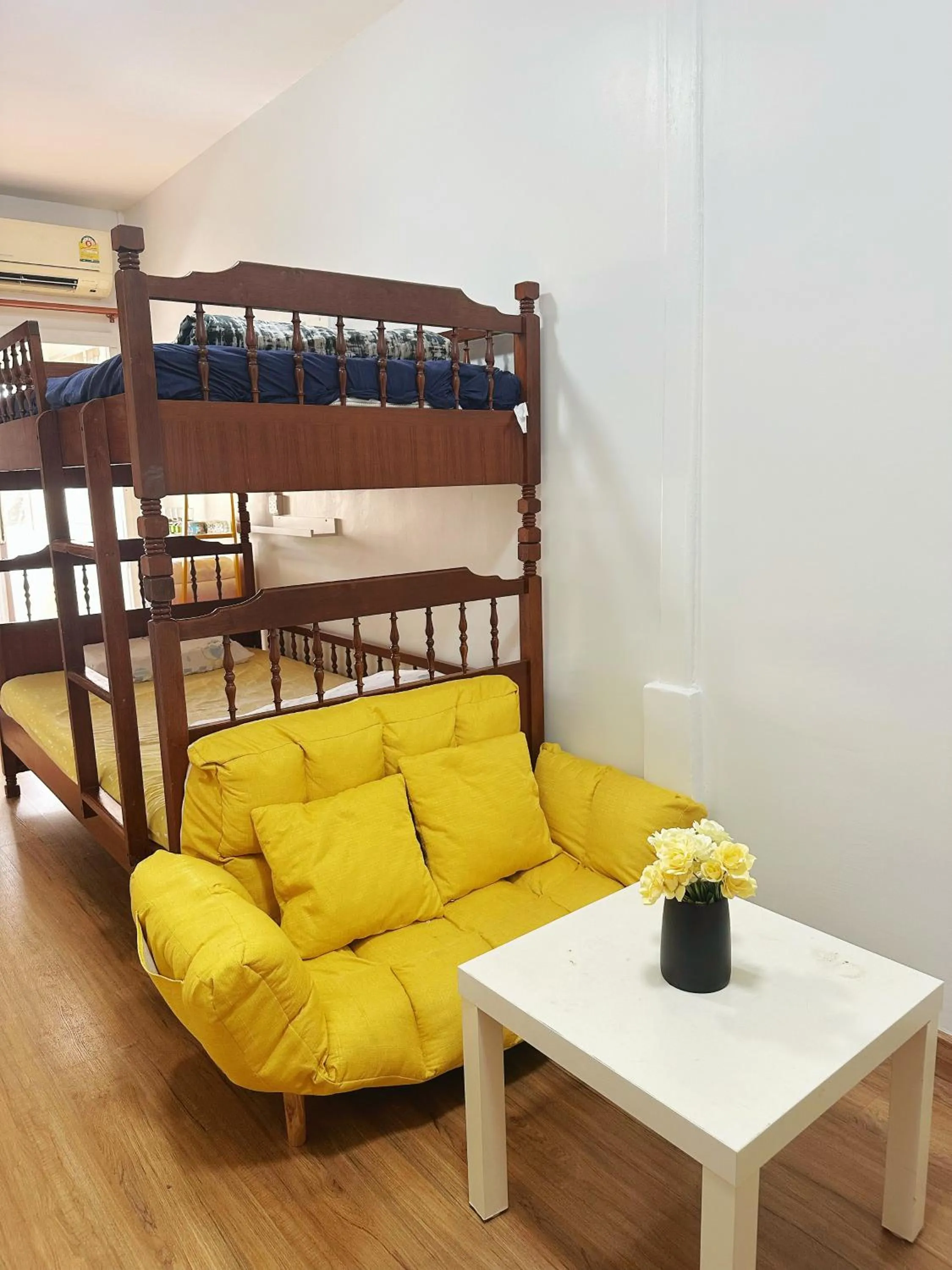 Photo of the whole room, Bed in TD Bangkok