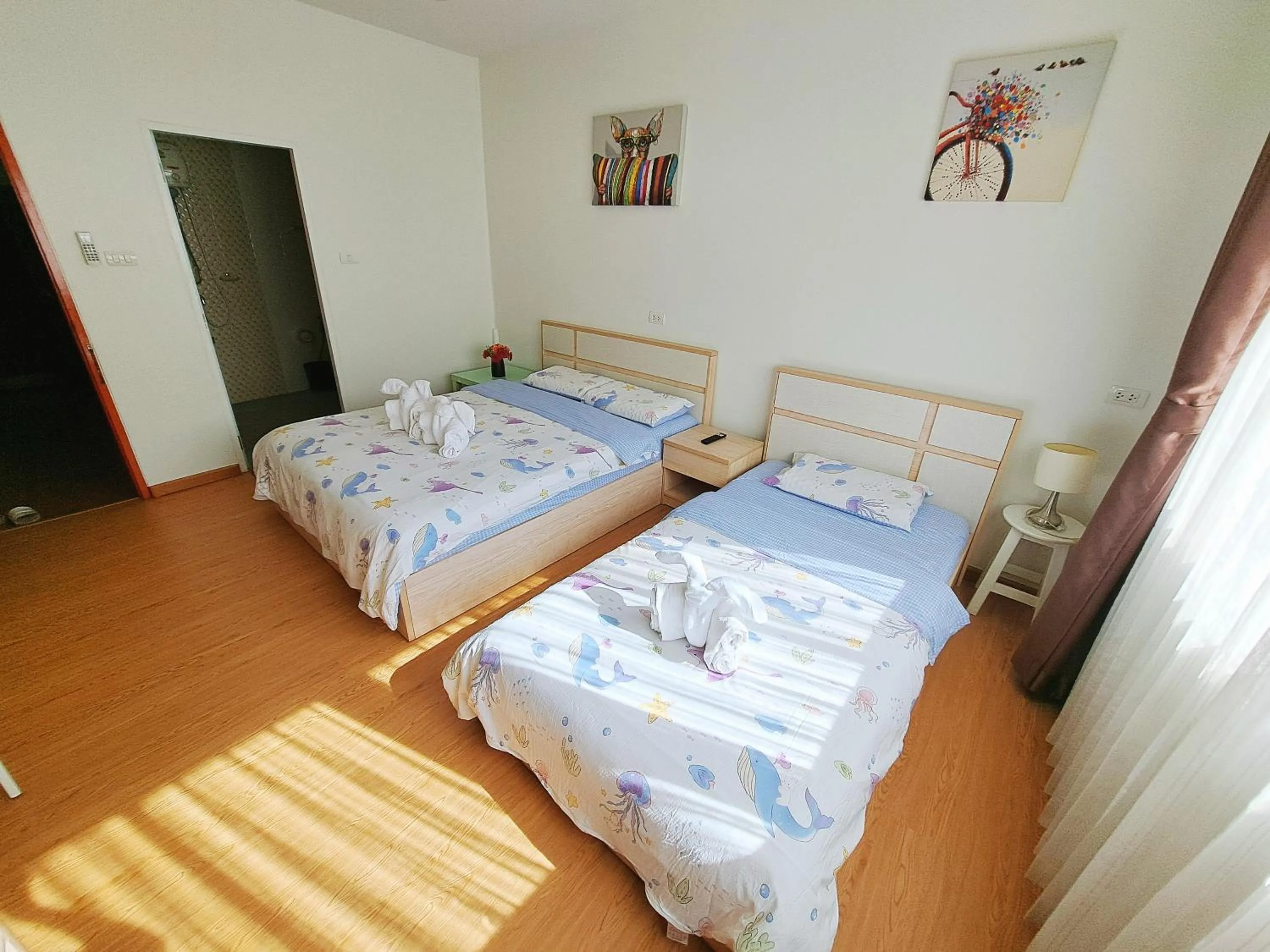 Photo of the whole room, Bed in TD Bangkok