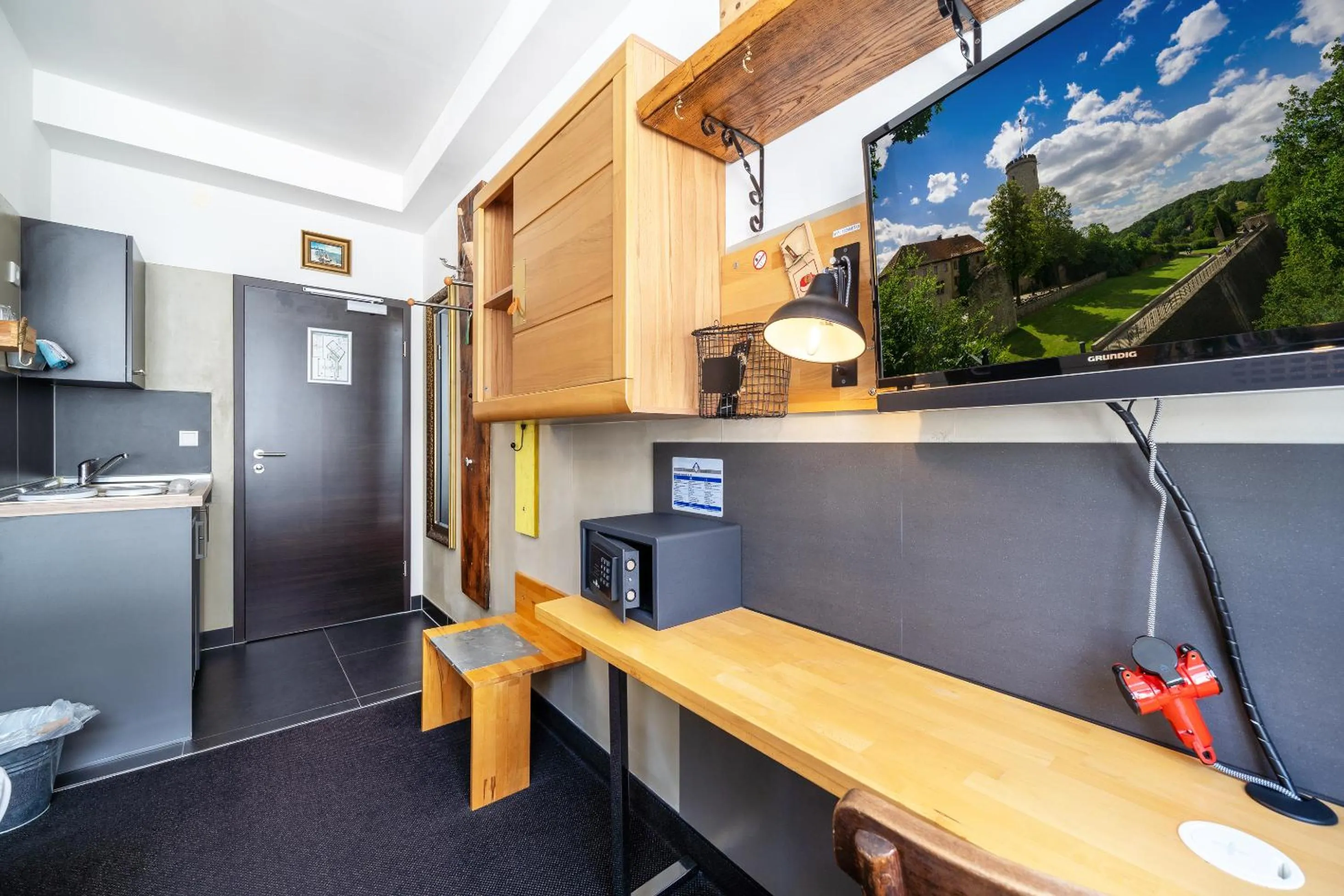 TV and multimedia in Aappartel City Center - kontaktloser Check-in 24h