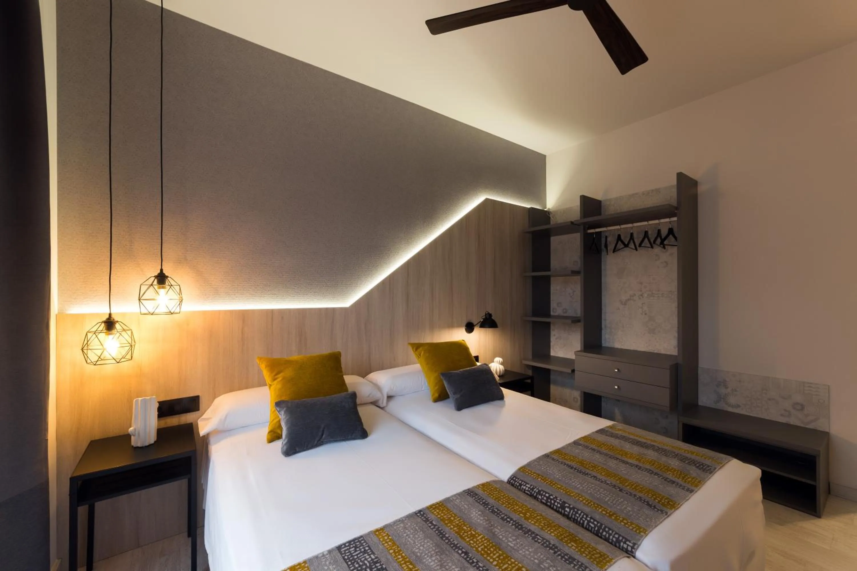 Bed in Hotel Onyarbi