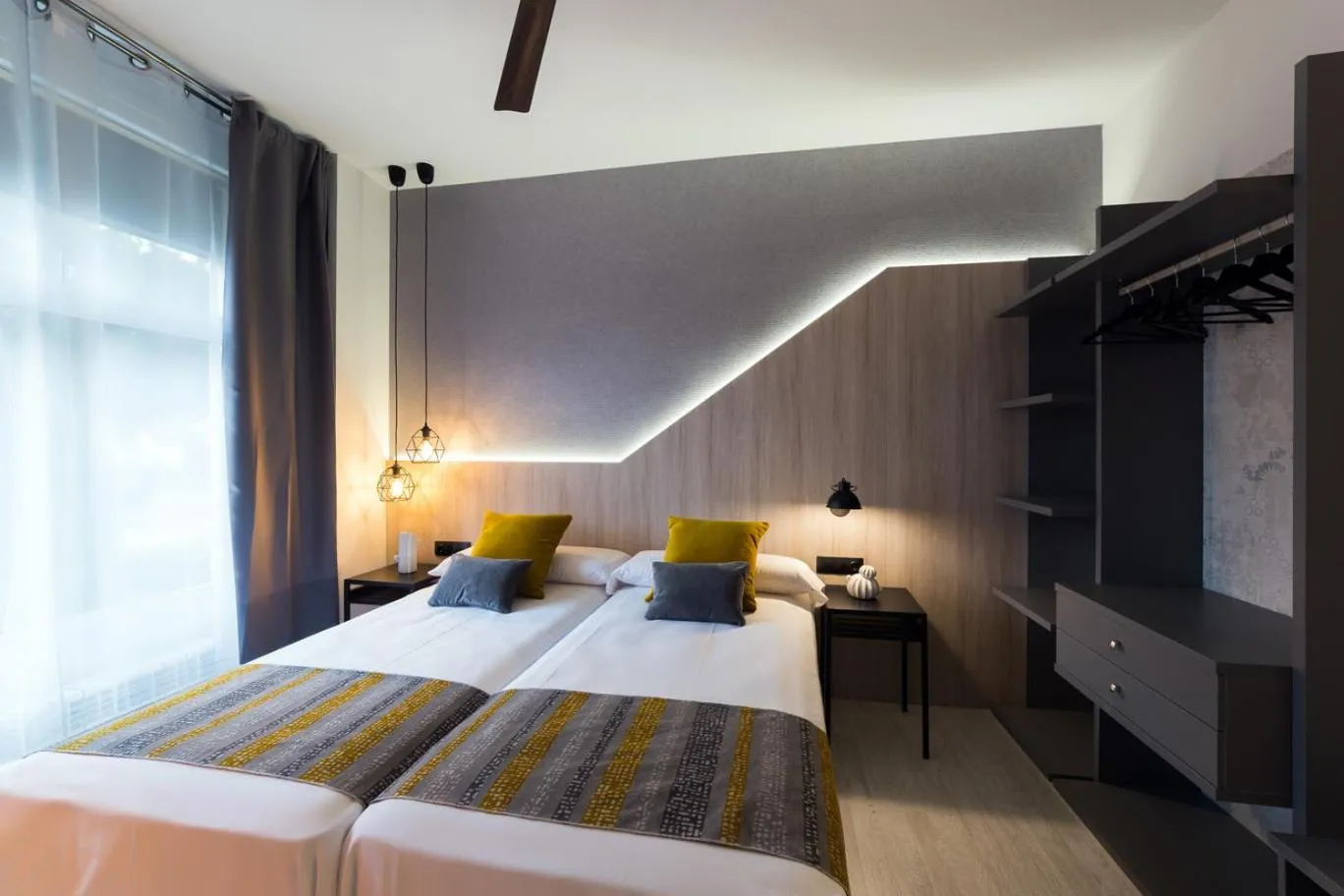 Bed in Hotel Onyarbi