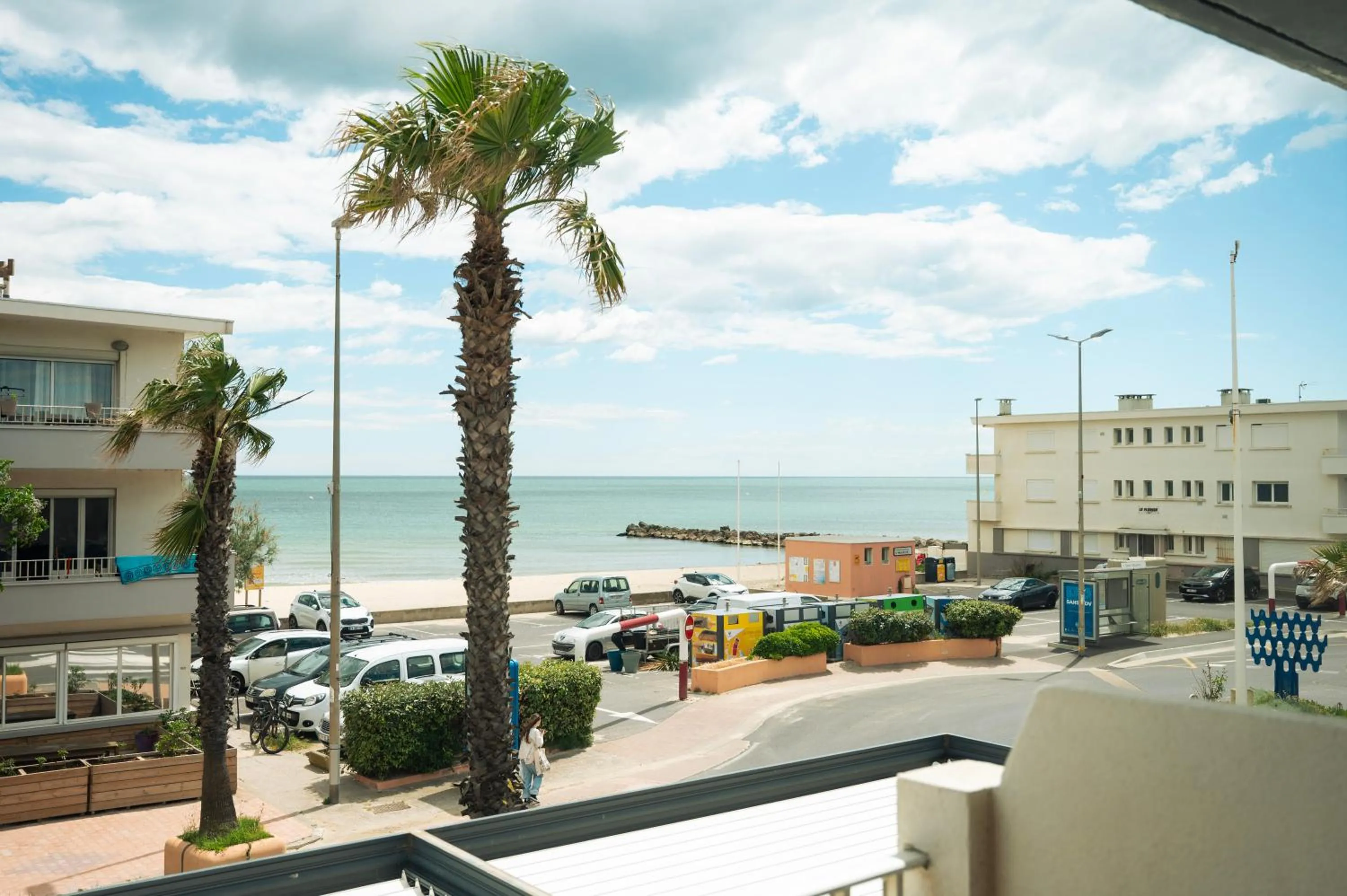 Bedroom in Hôtel du Midi Plage