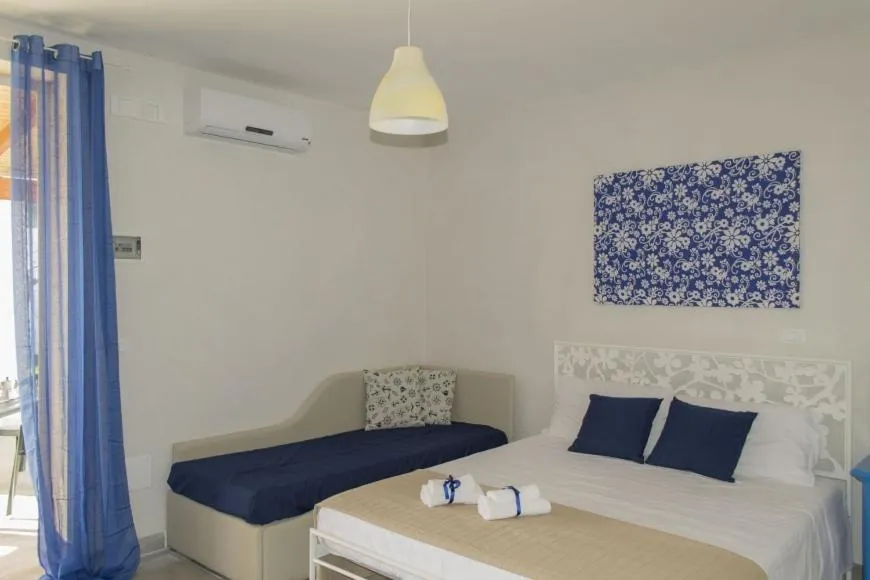 Bed in Villa Cisterna - Direzione Salento