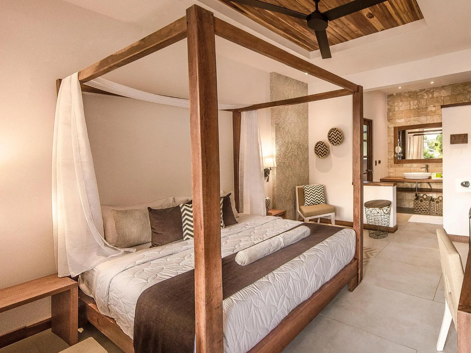 Bed in Umami Hotel - Adults Only