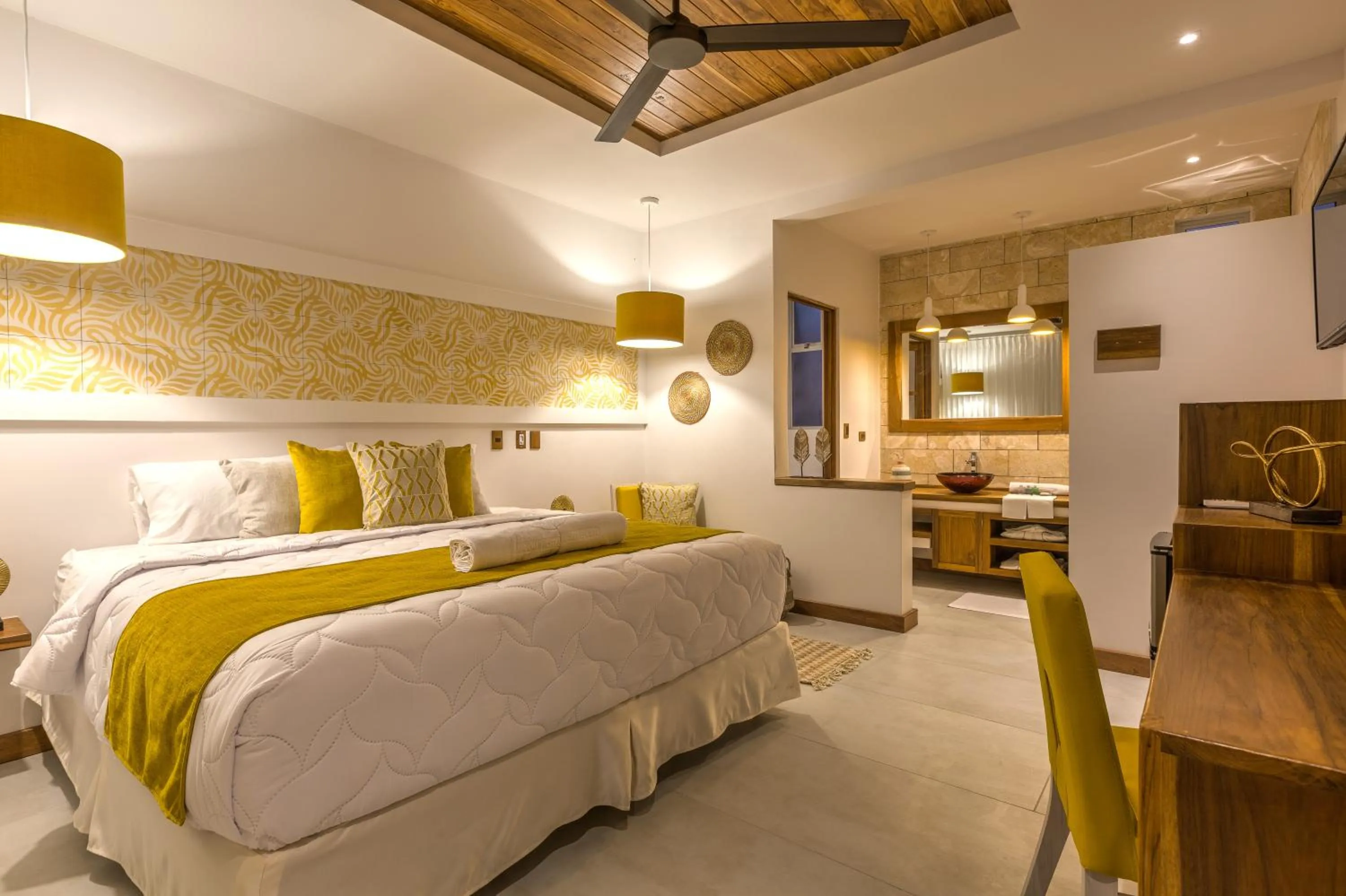 Bedroom, Bed in Umami Hotel - Adults Only