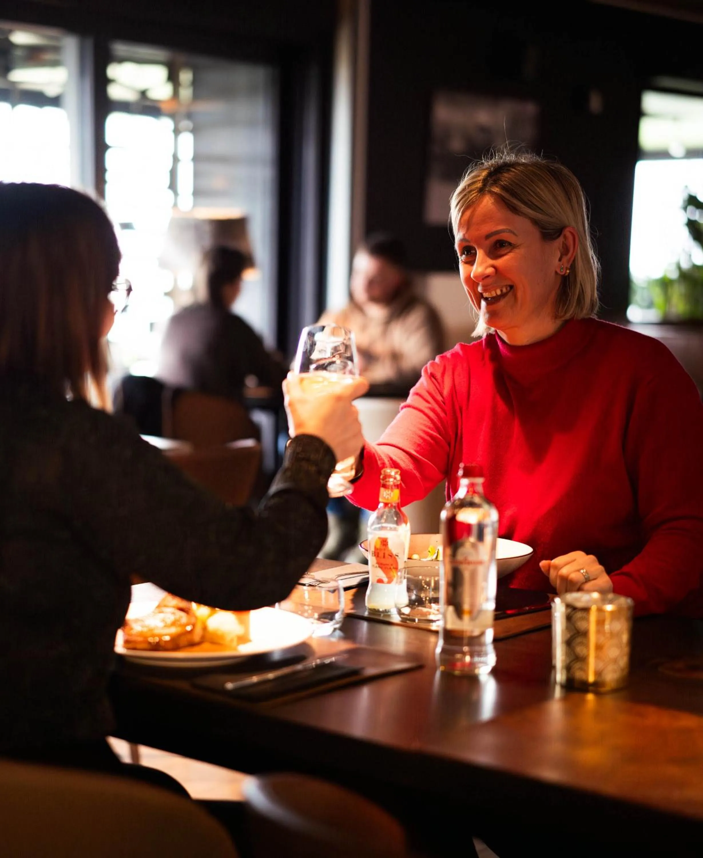 Restaurant/places to eat in Hôtel Five Nations