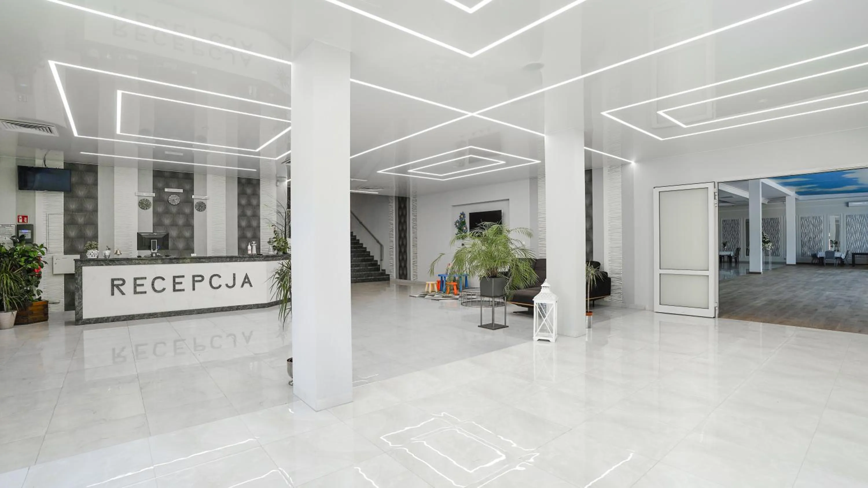 Hotel - Restauracja "SŁONECZNA"