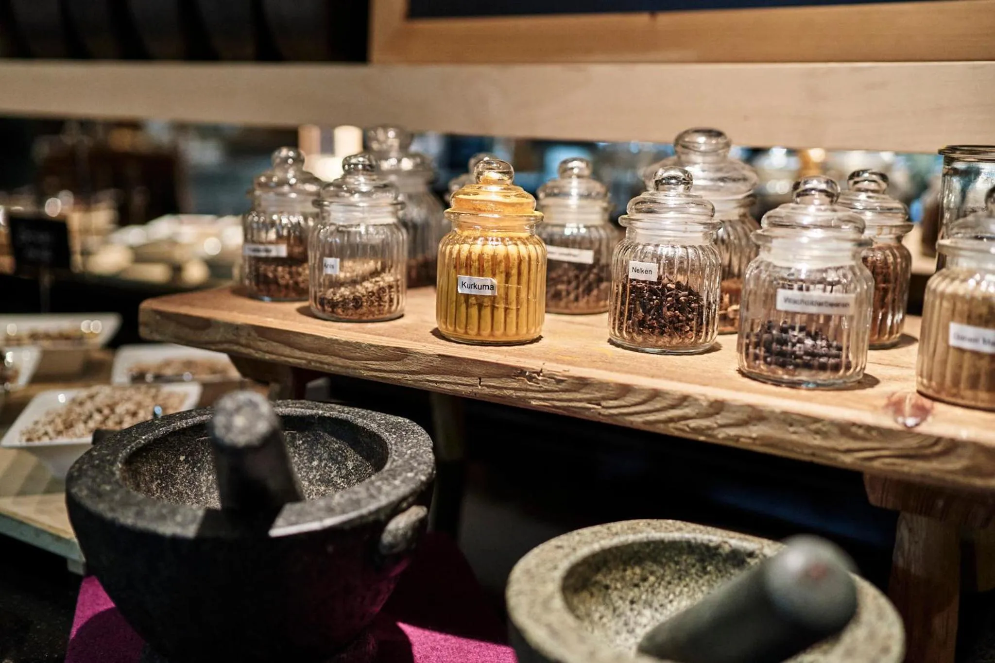 Breakfast in HUBERTUS Mountain Refugio Allgäu