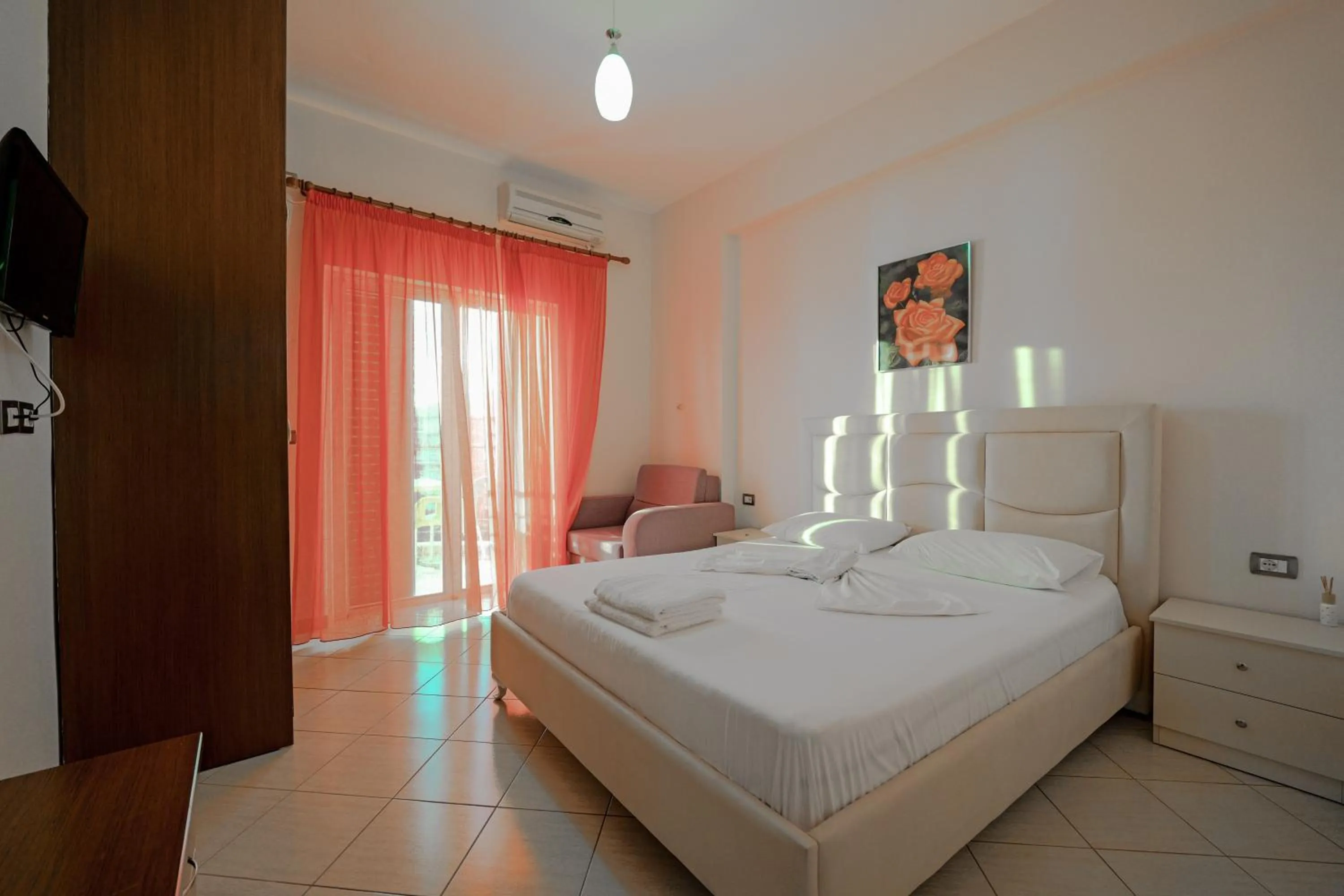 Bed in Unico ApartHotel