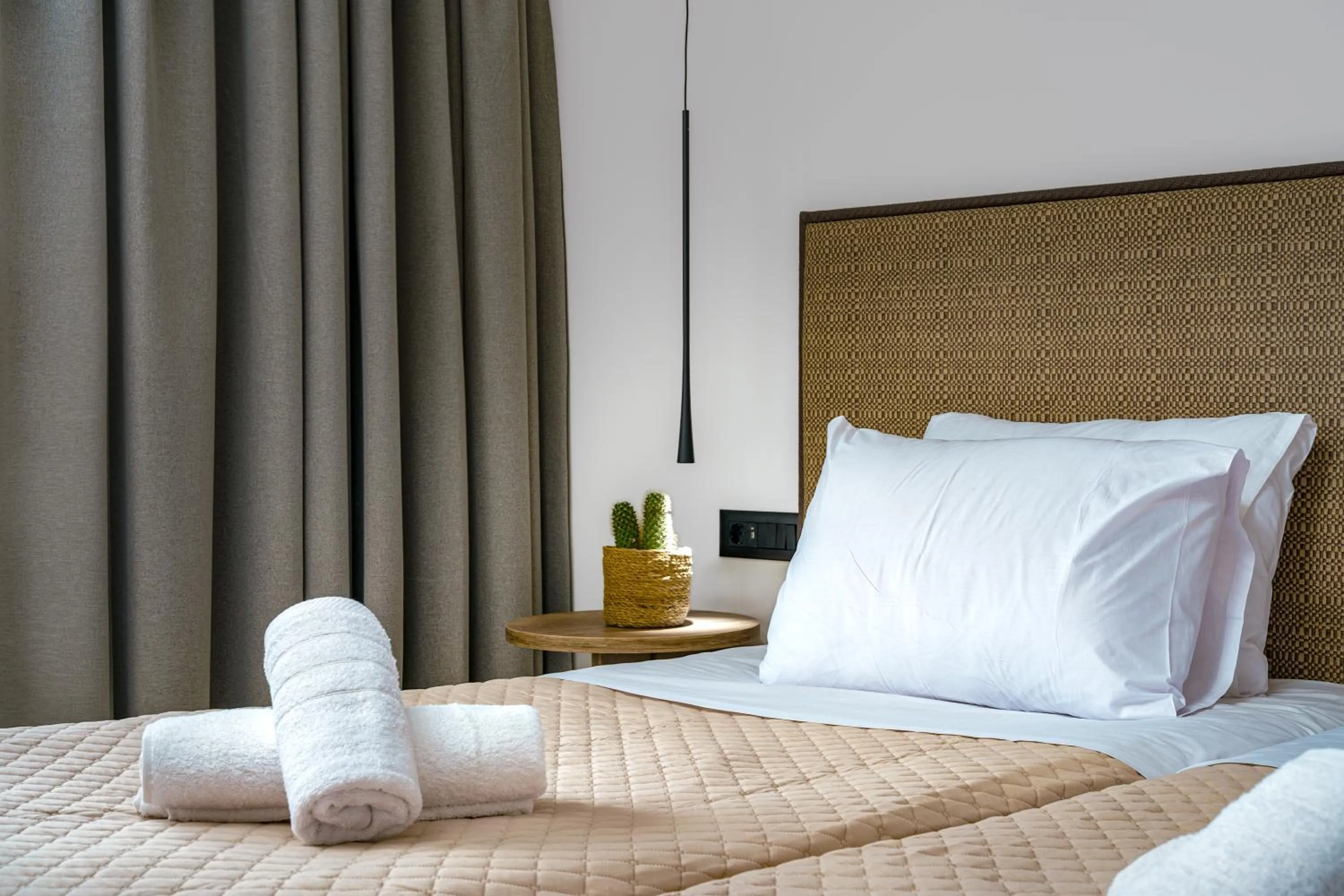 Property building, Bed in Hotel Papillon