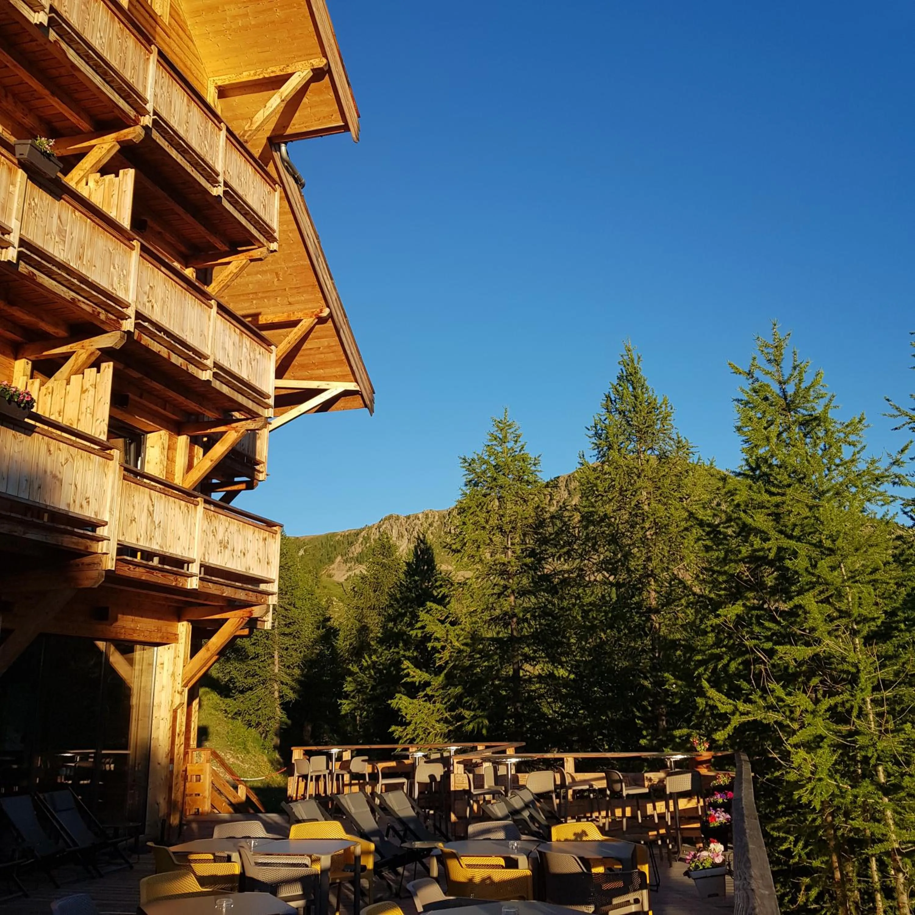 Sunset in Chalet Marano Restaurant & Spa