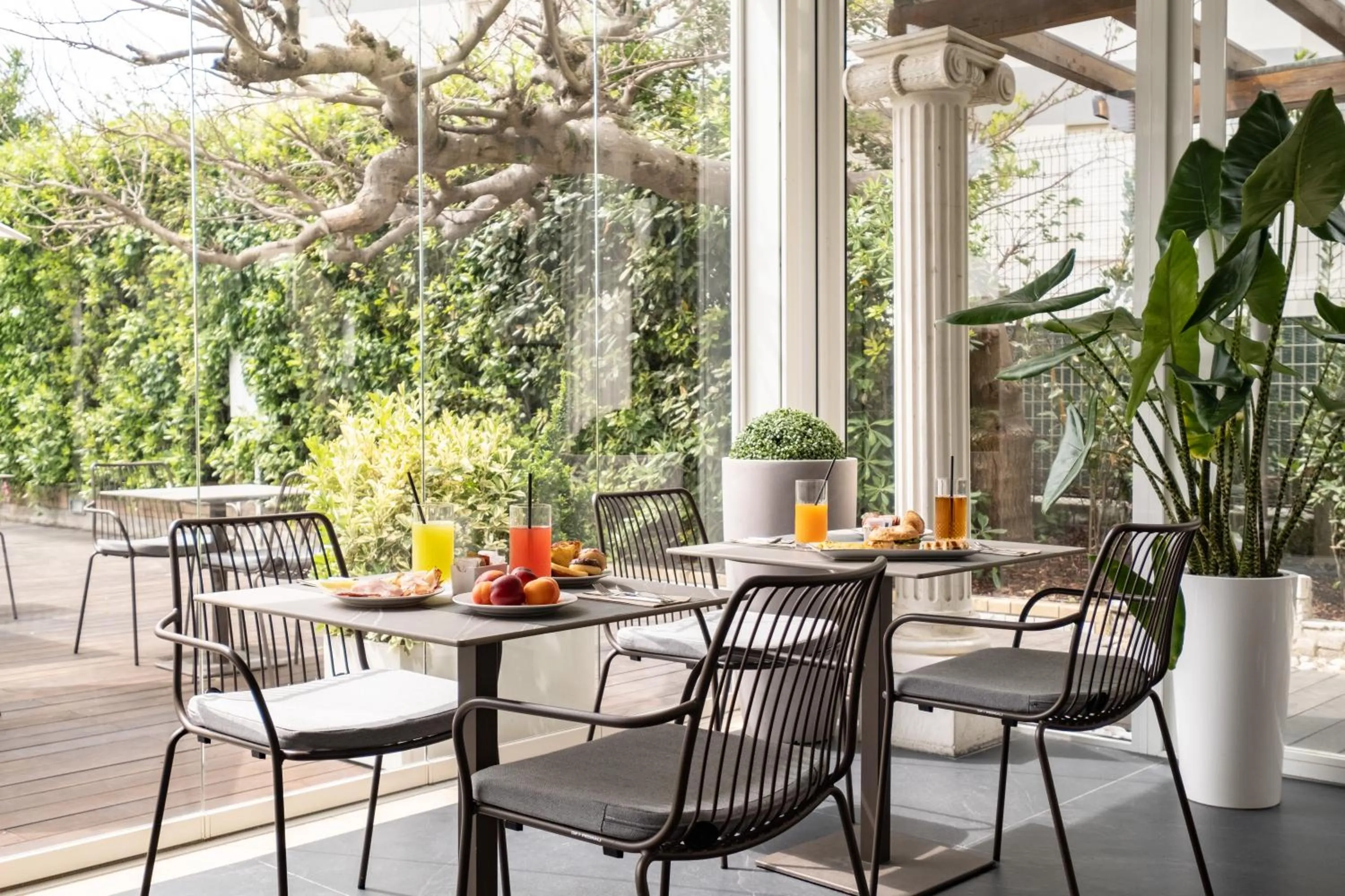 Breakfast in Park Hotel Cellini