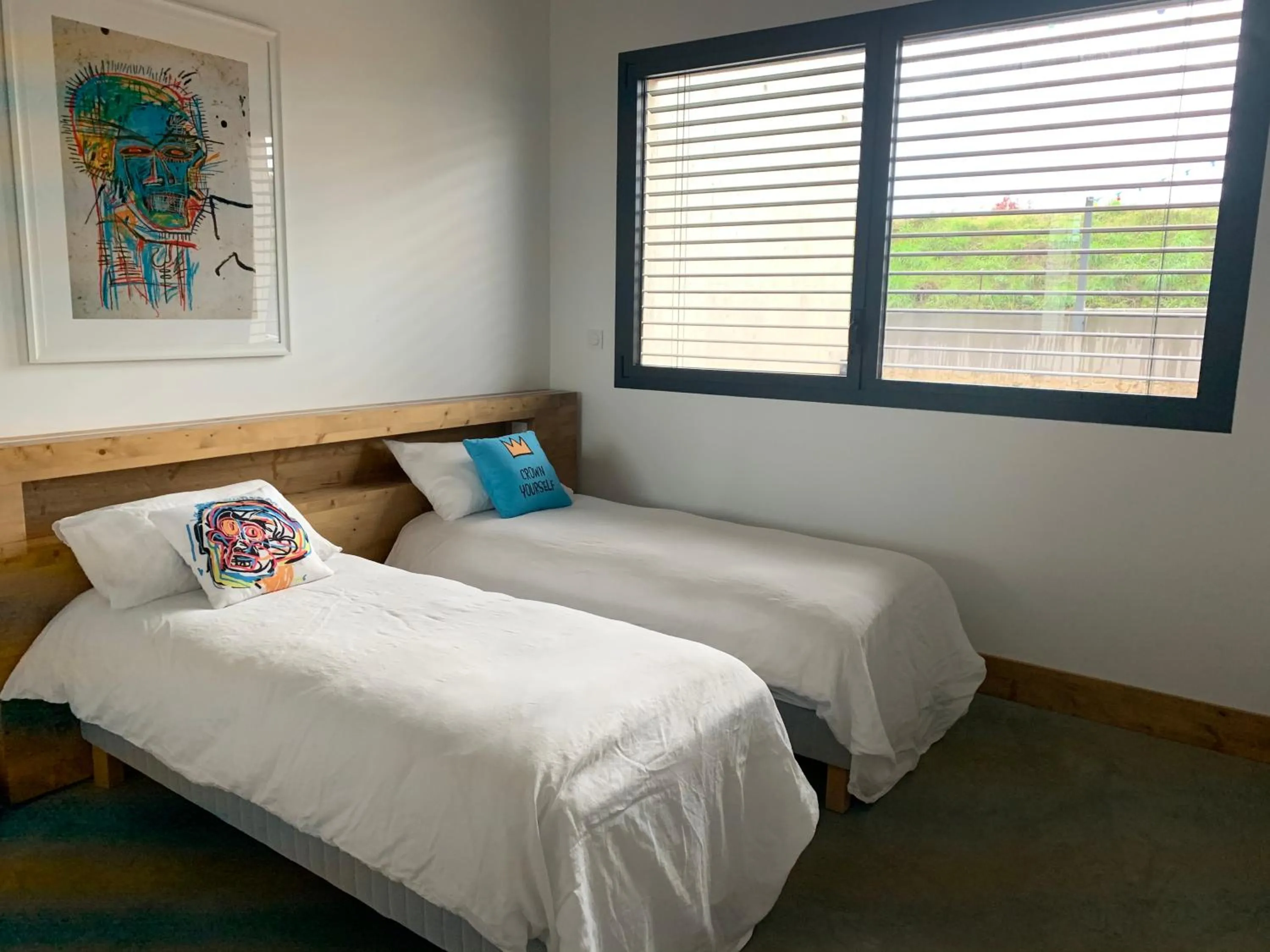 Bed in Le B Complexe Hôtel