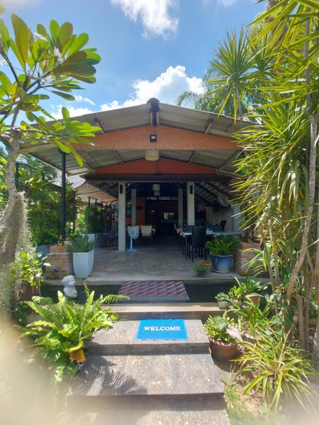 Phuket Monaburi Boutique Hotel