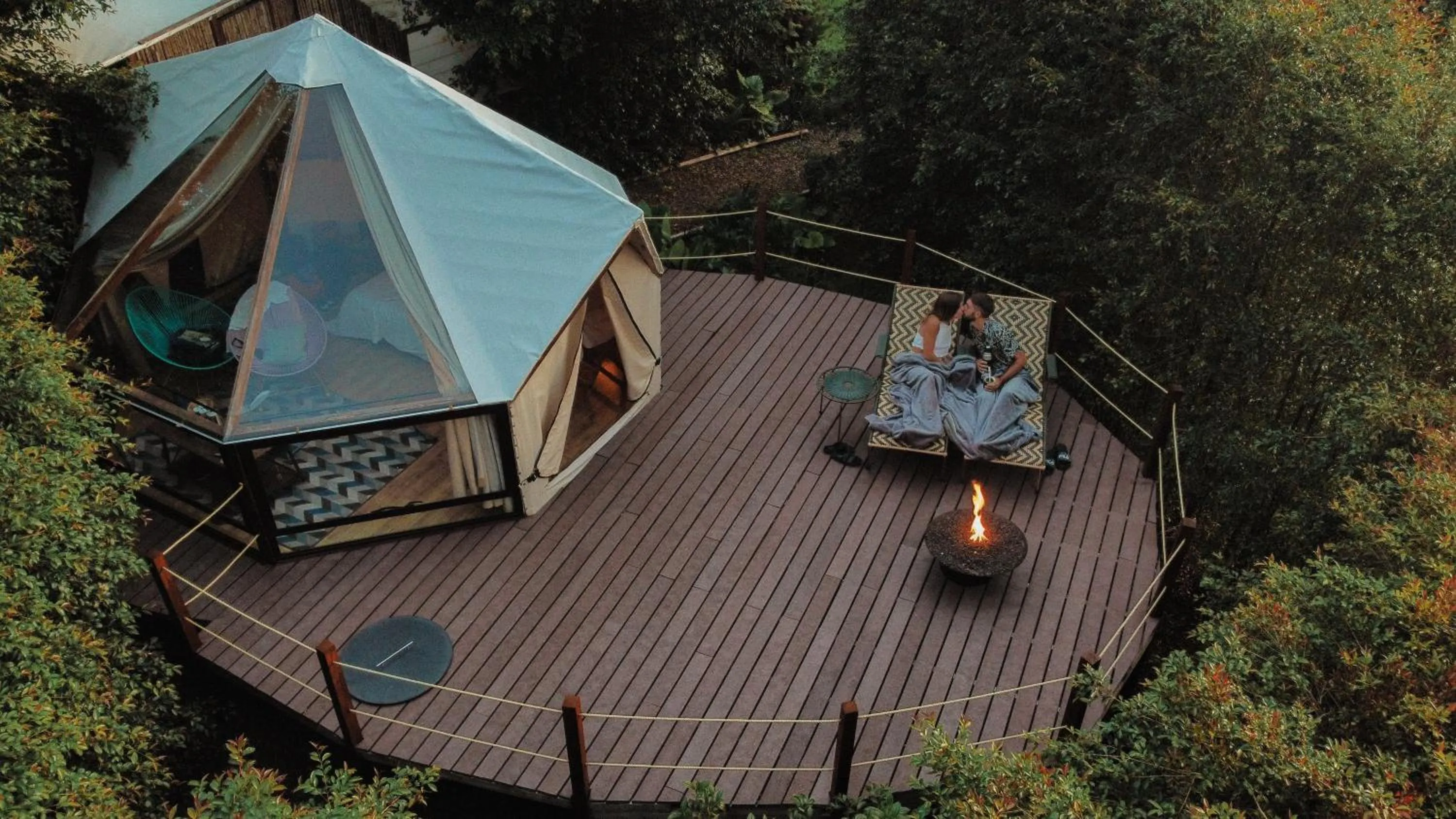 Patio in Glamping Lumbre