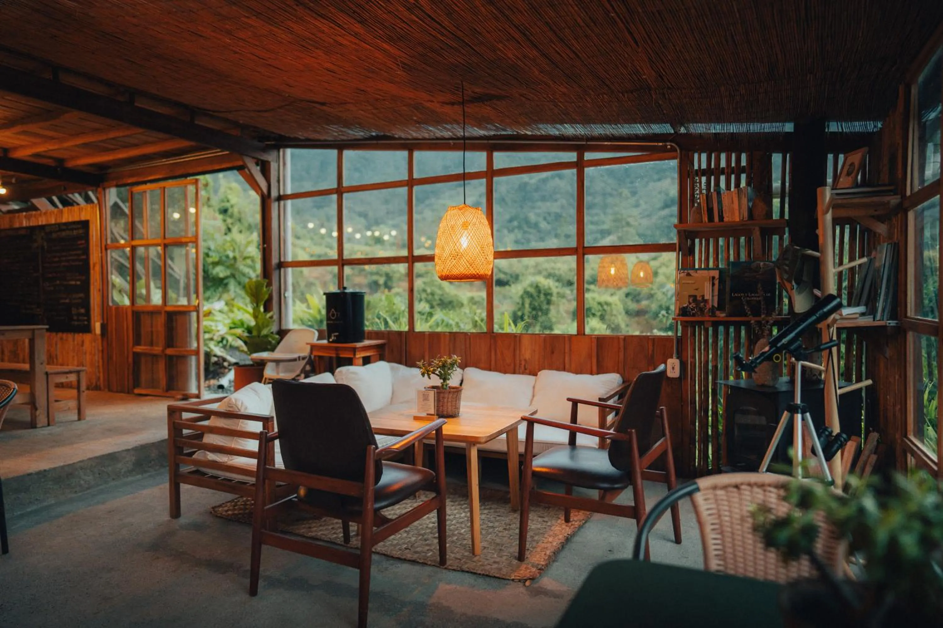 Restaurant/places to eat in Glamping Lumbre